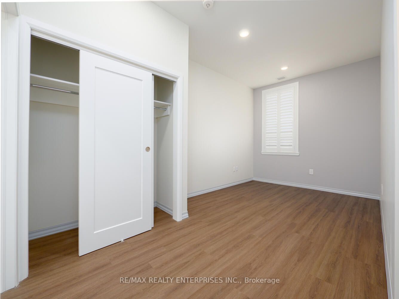 845 2nd Ave W Property Photo 13
