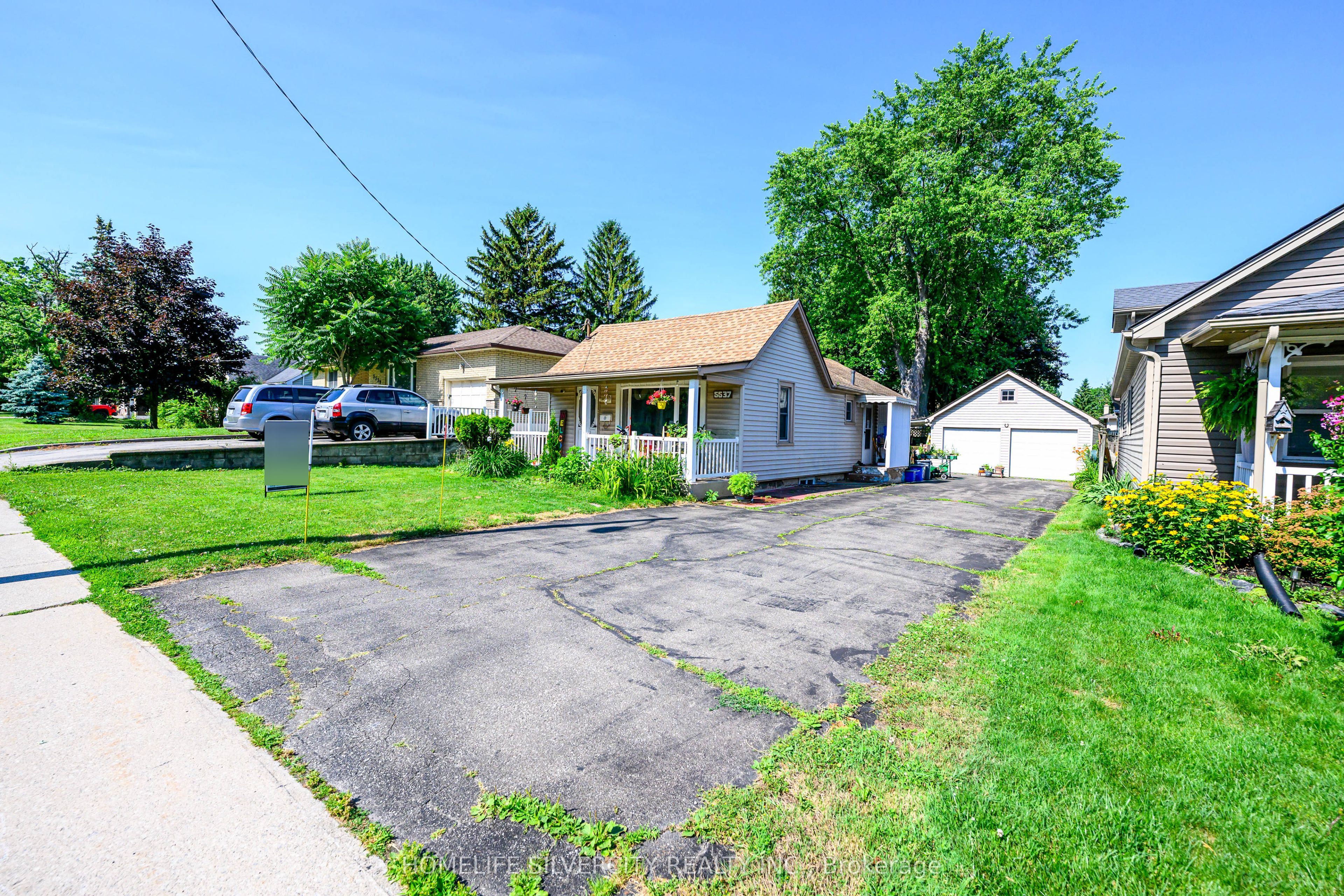 5537 Montrose Rd Property Photo 31