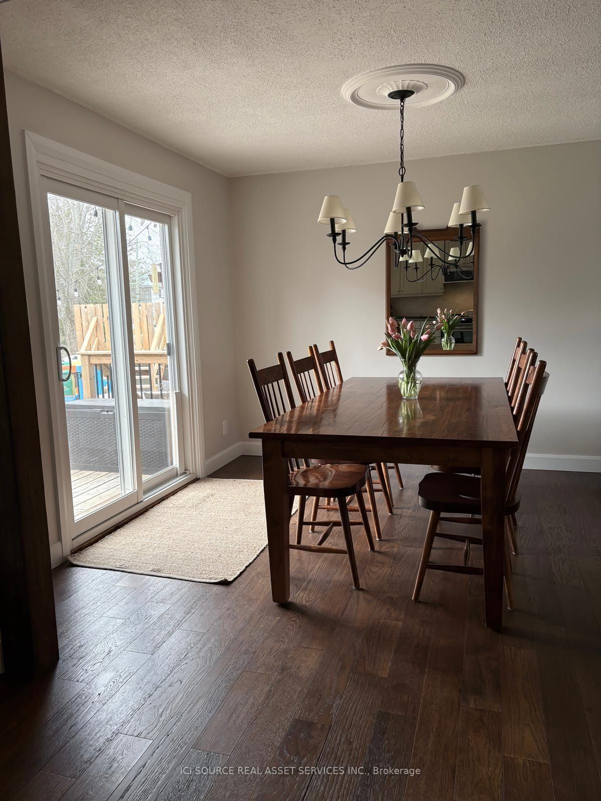 6028 Mcmahon Drive Property Photo 7