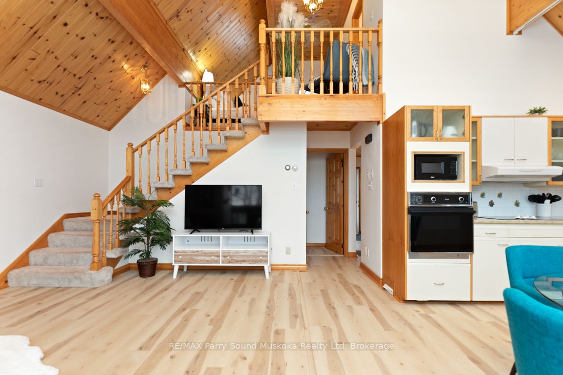 14 Emily St Property Photo 12