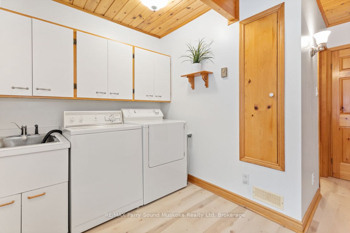 14 Emily St Property Photo 25