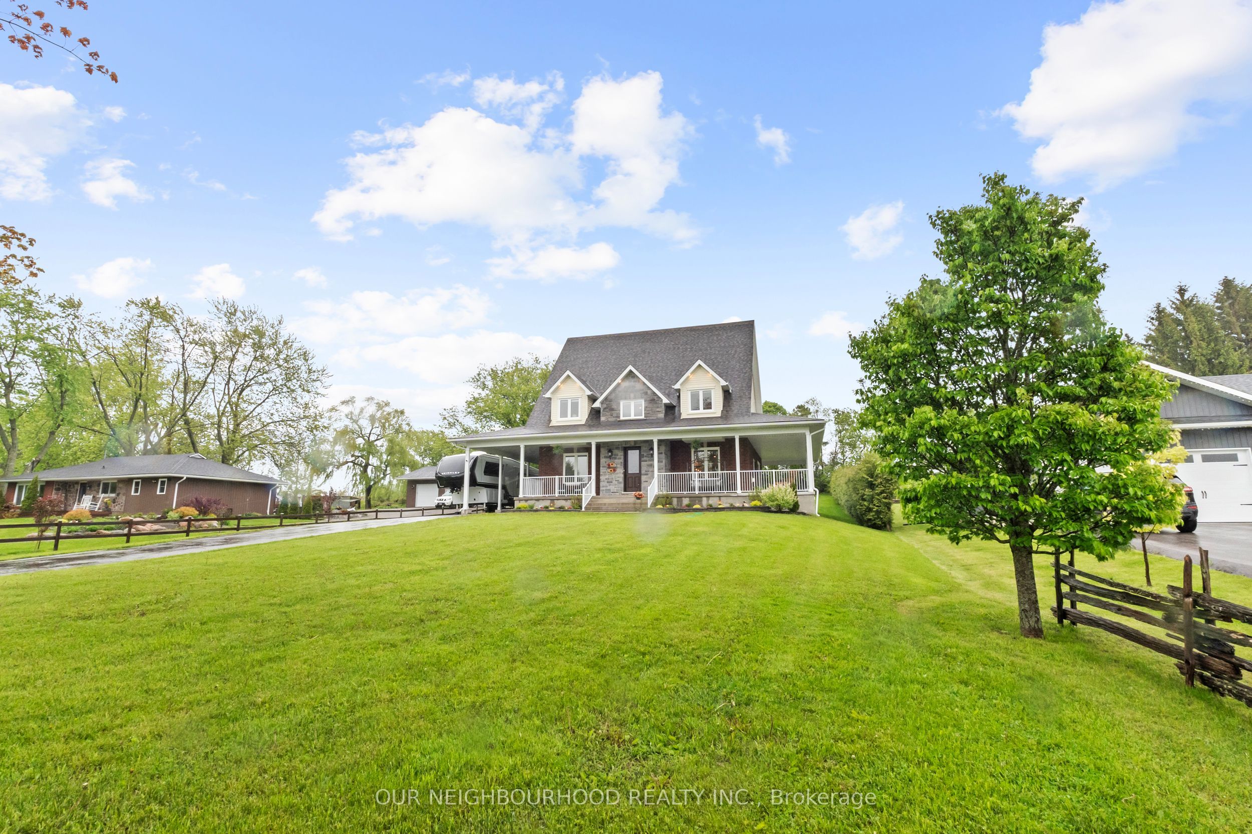 4601 Rice Lake Drive Property Photo 3
