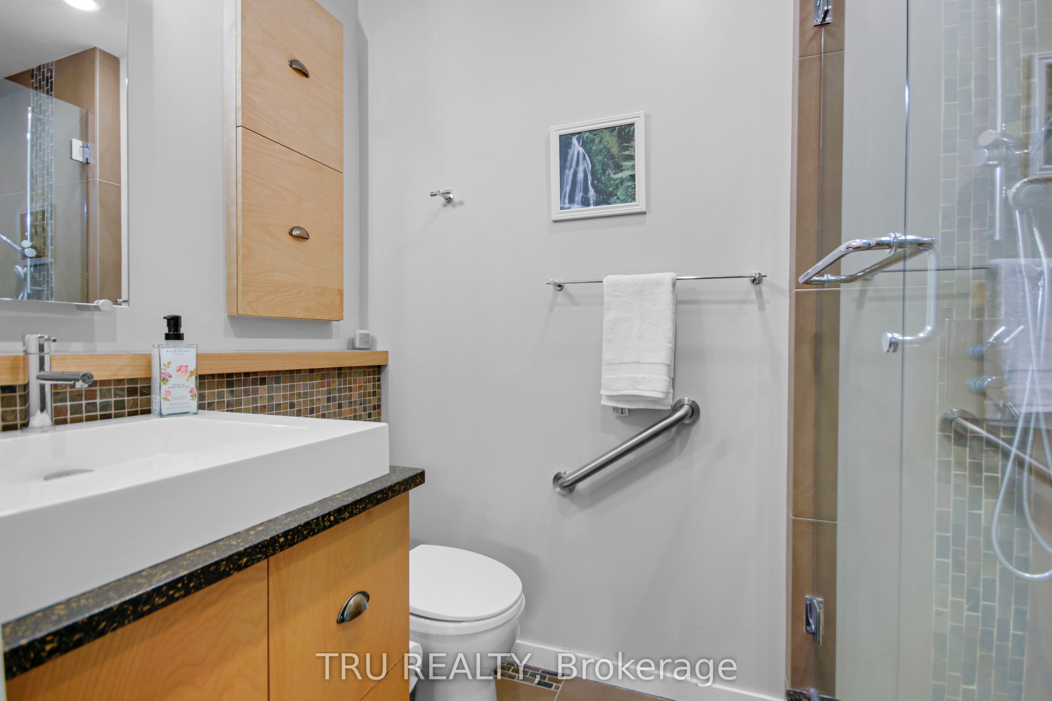36 Varley Dr Property Photo 27