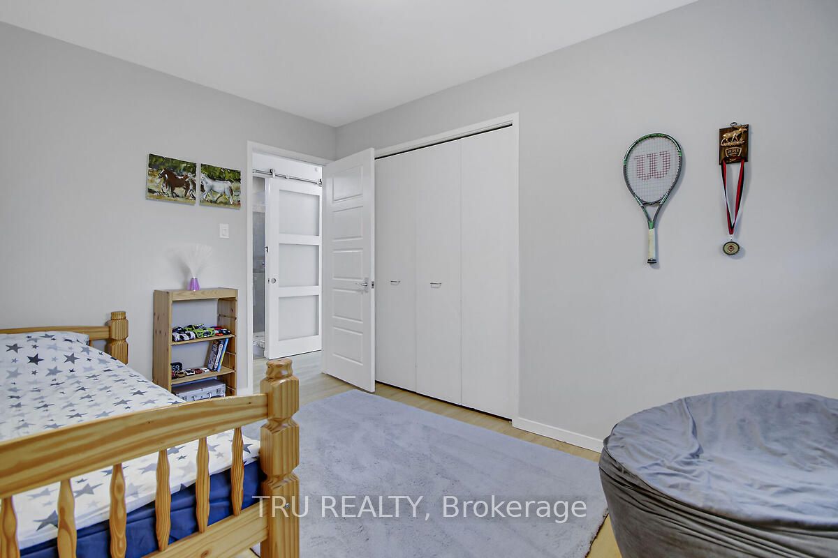 36 Varley Dr Property Photo 35