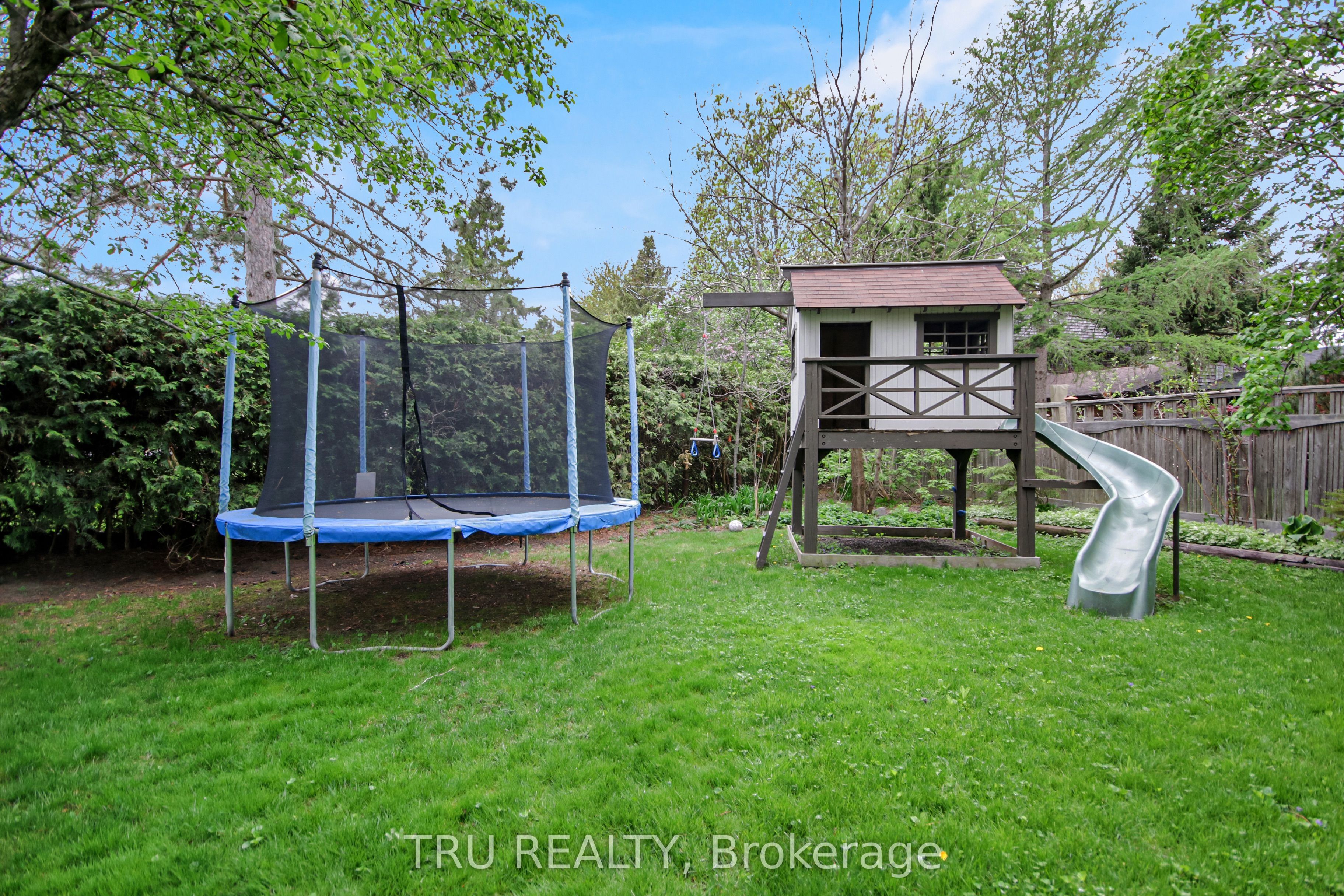 36 Varley Dr Property Photo 46