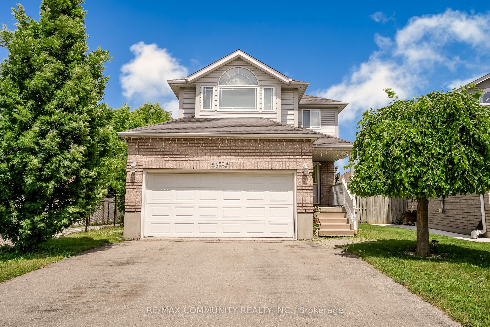 650 Spinnaker Crescent Property Photo 1