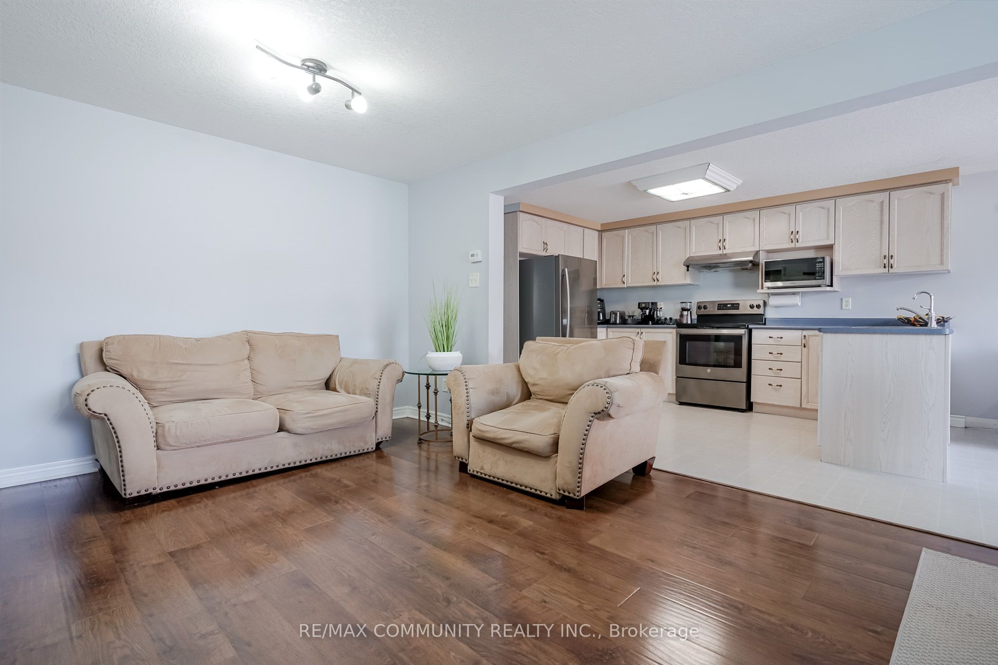 650 Spinnaker Crescent Property Photo 15