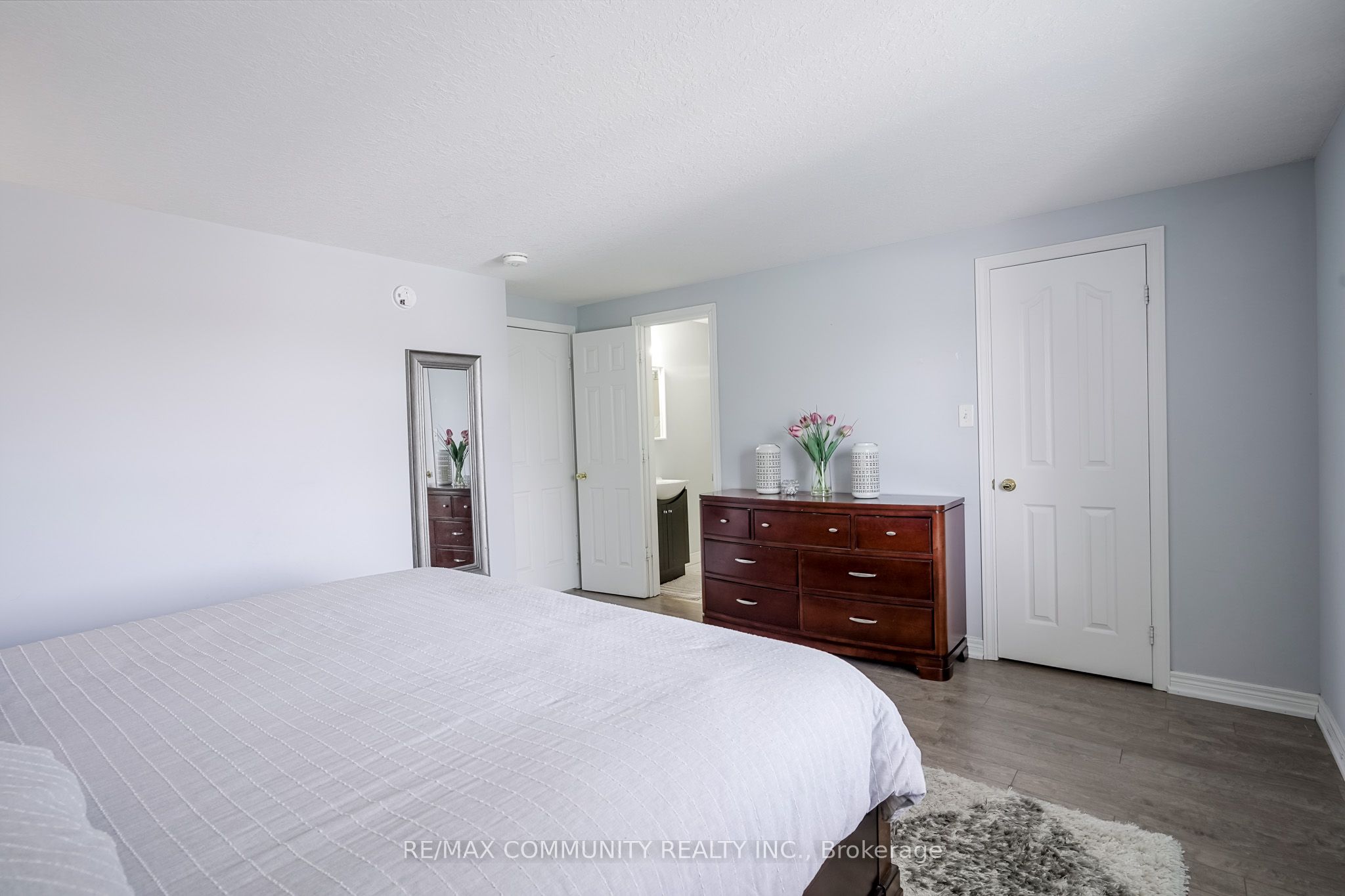 650 Spinnaker Crescent Property Photo 32