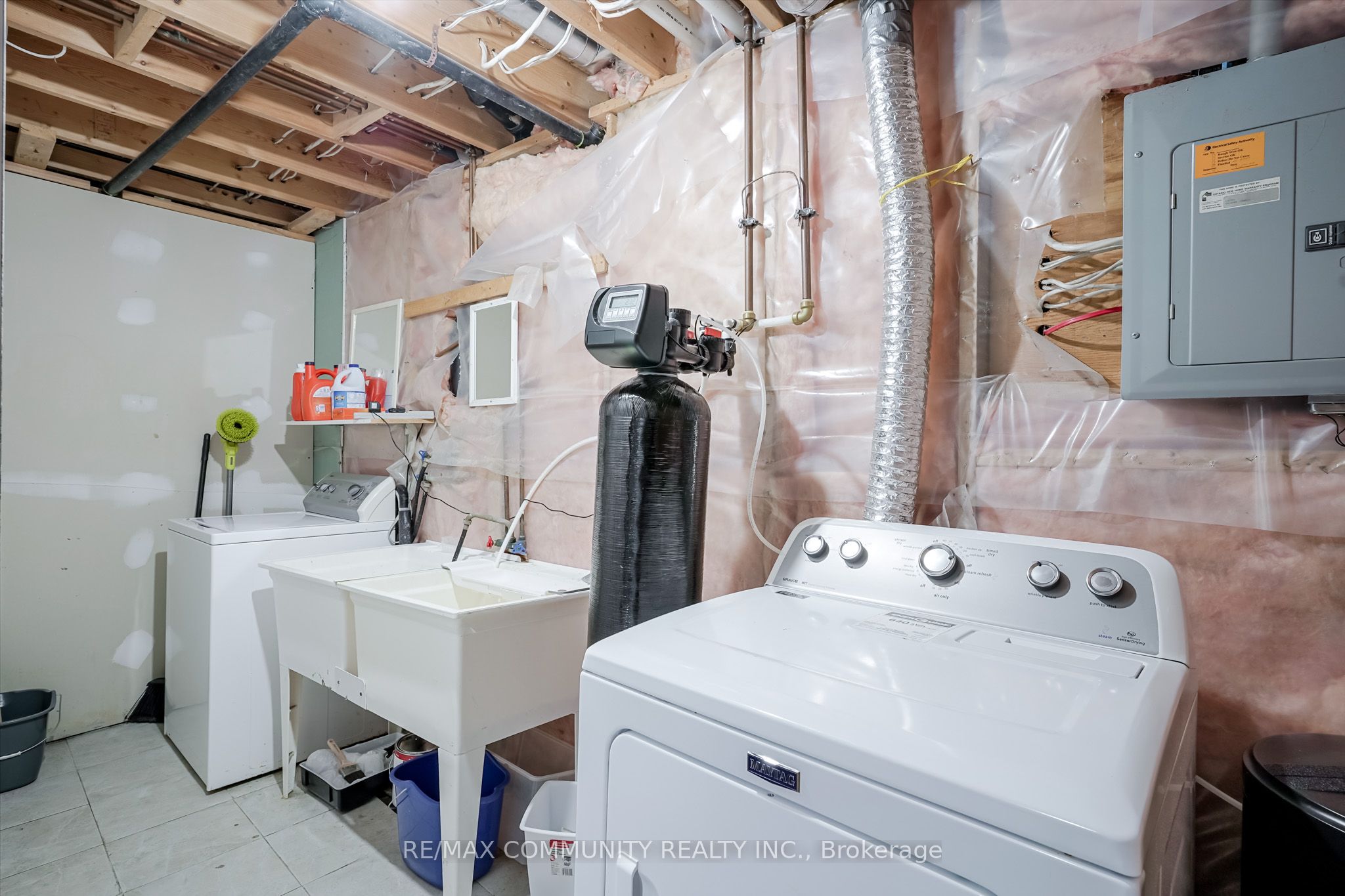 650 Spinnaker Crescent Property Photo 43