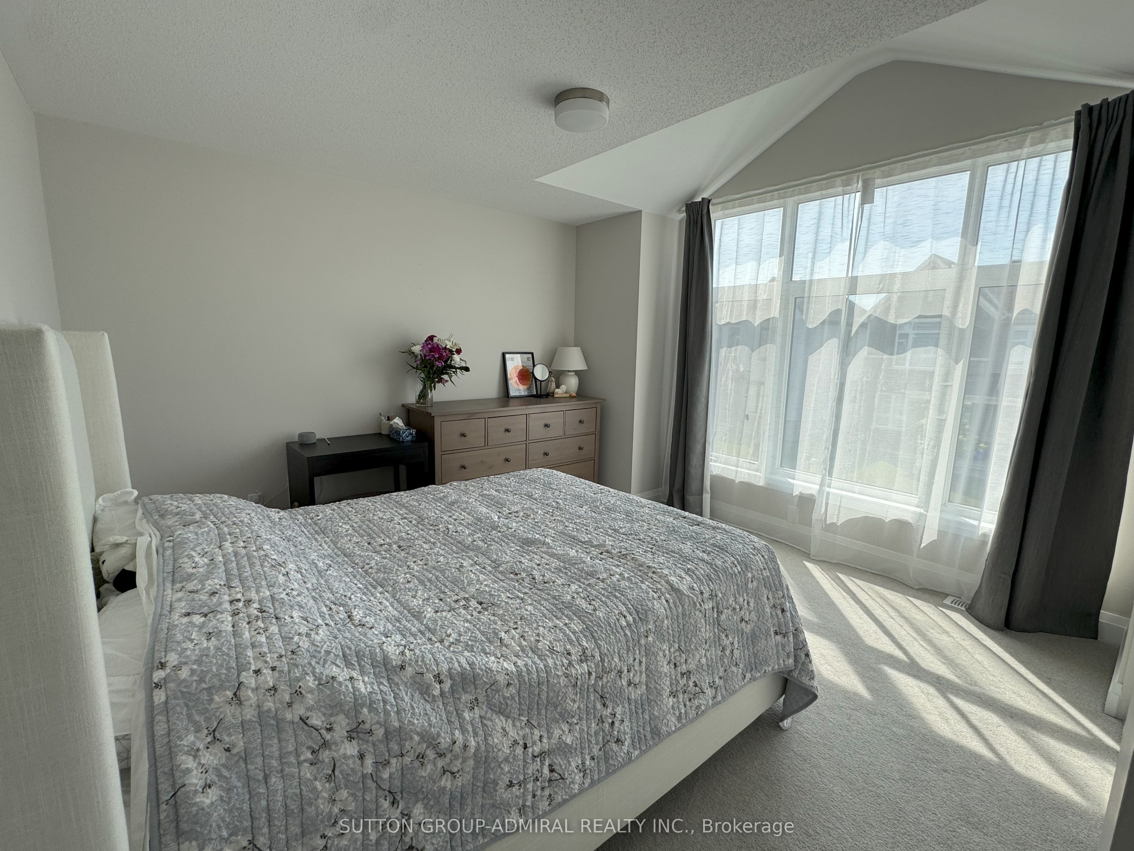 757 Eminence St Property Photo 12