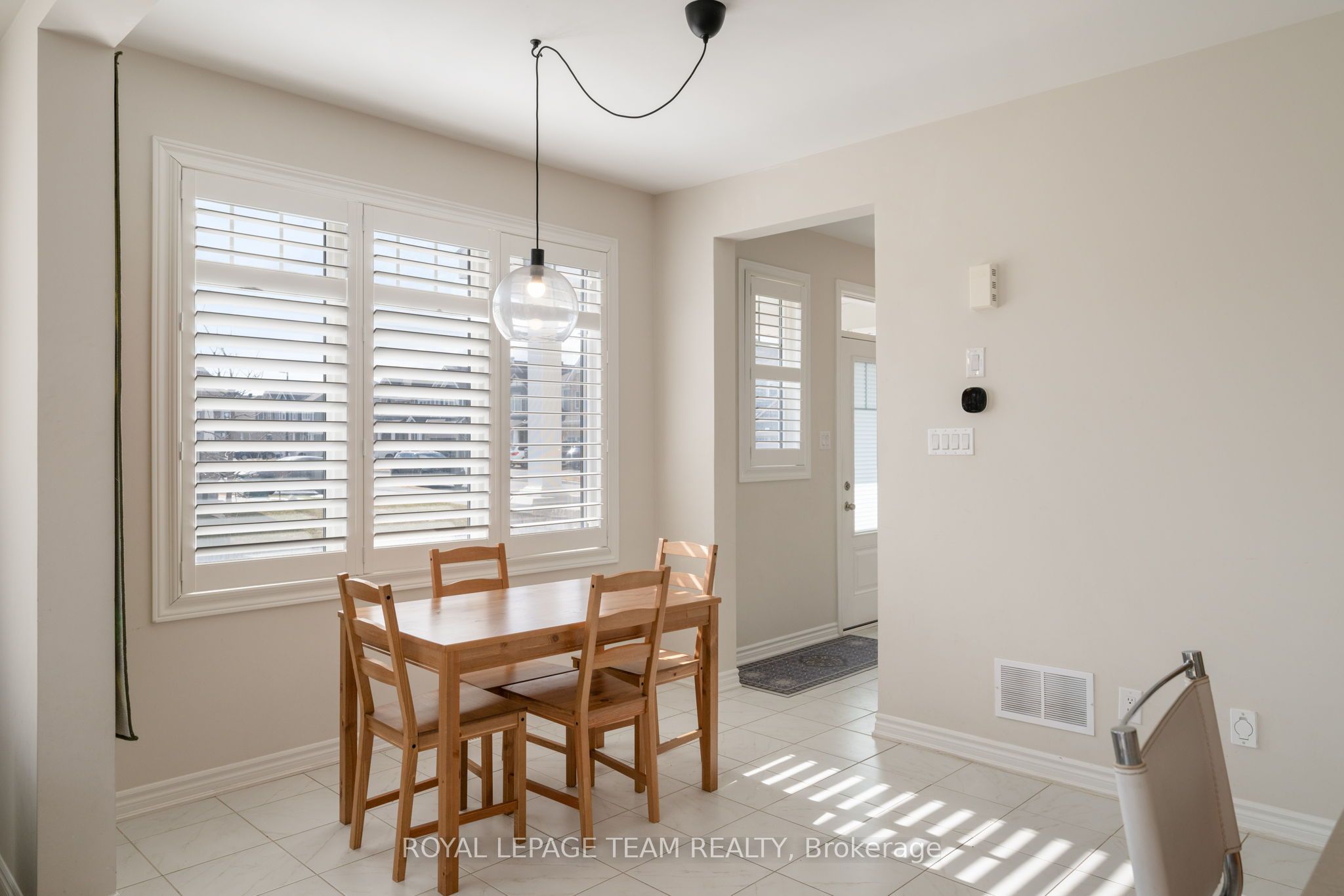 741 Derreen Avenue Property Photo 13