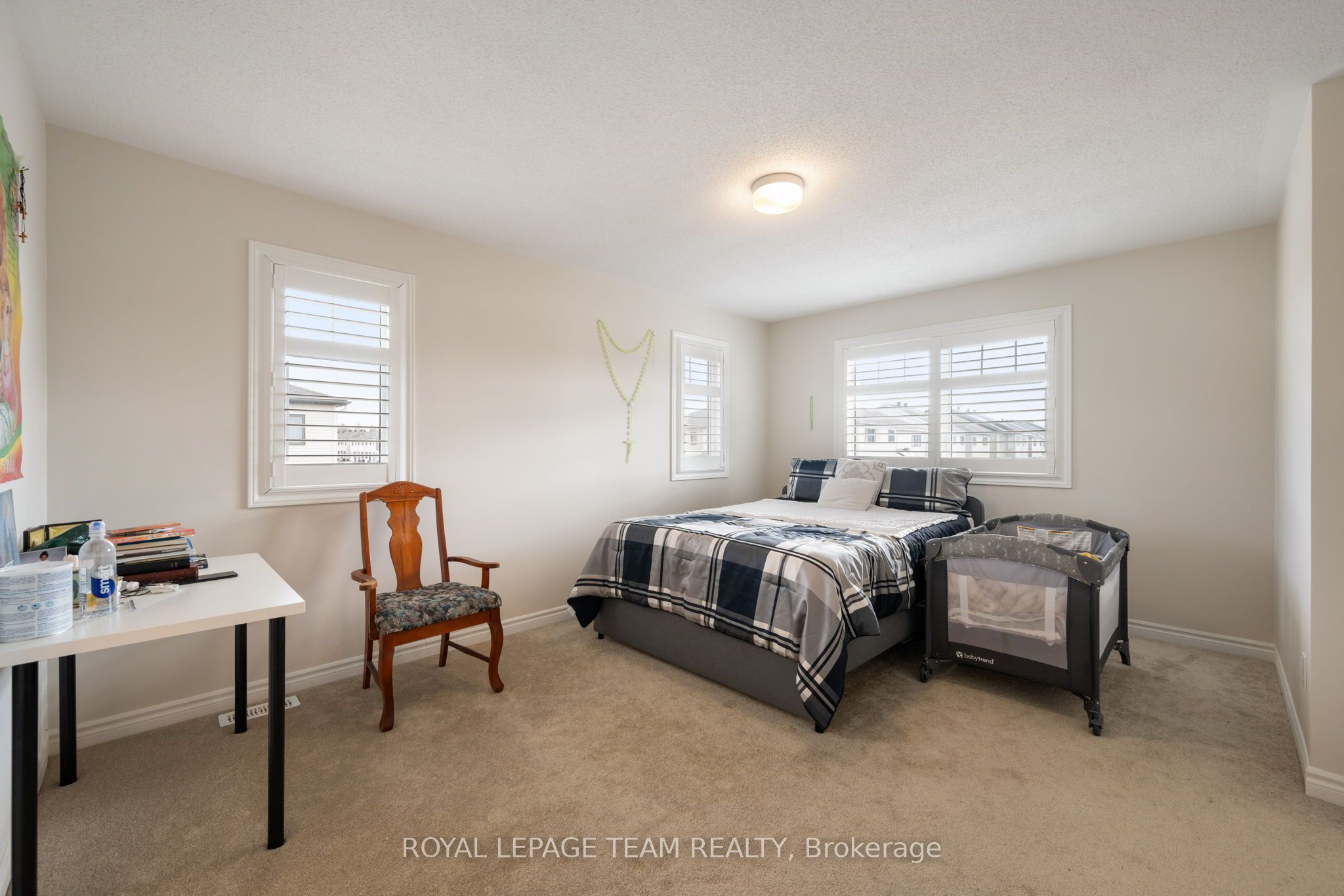 741 Derreen Avenue Property Photo 34