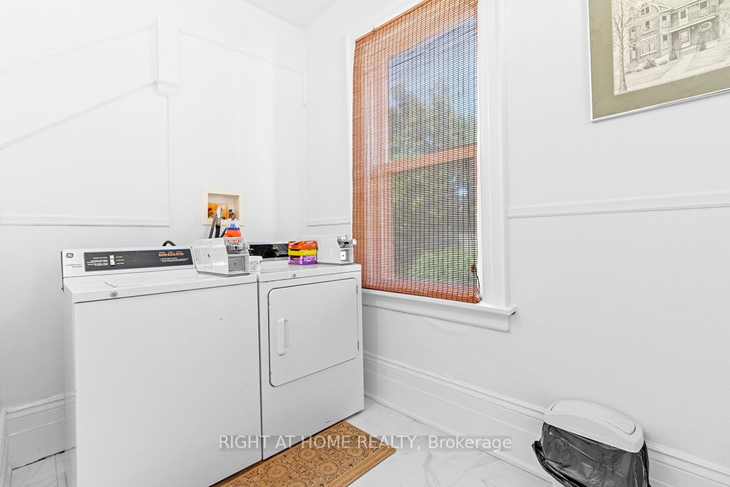#1 - 774 4th Avenue Property Photo 17