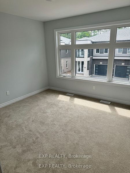 #33 - 5672 Dorchester Road Property Photo 13