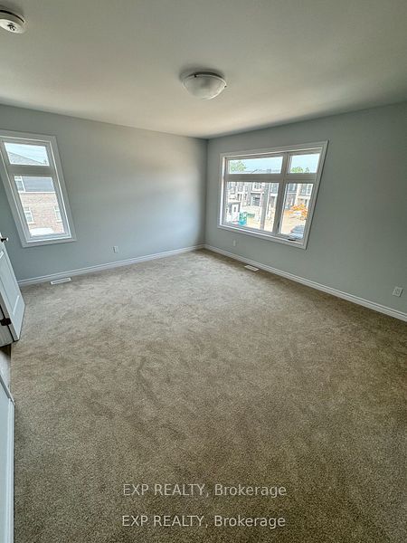 #33 - 5672 Dorchester Road Property Photo 19