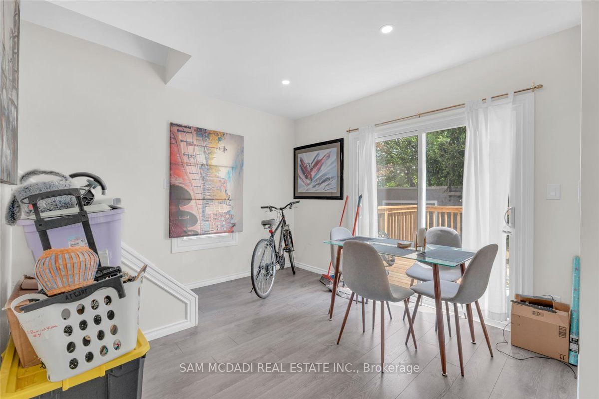 4088 Broughton Ave Property Photo 13