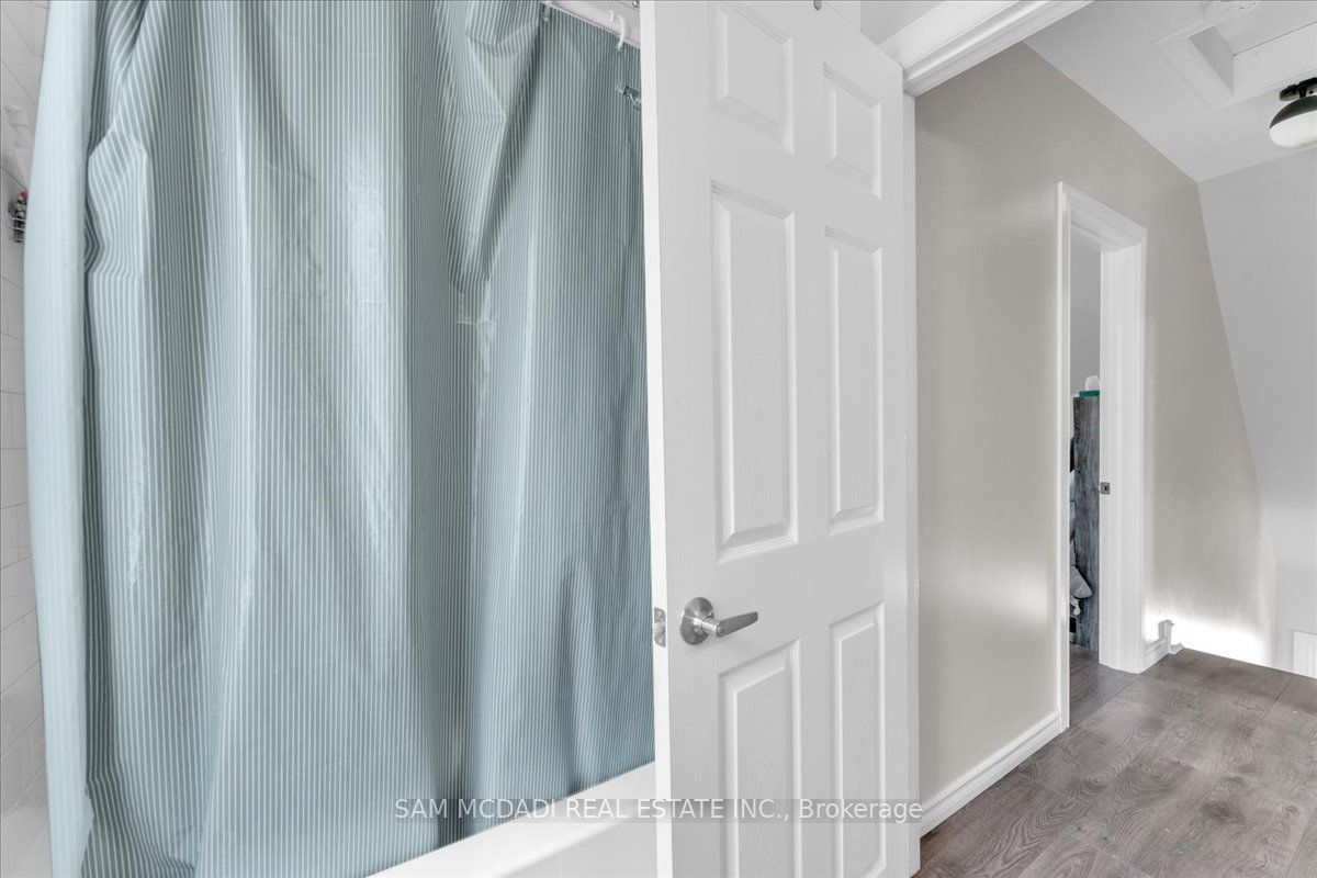 4088 Broughton Ave Property Photo 23