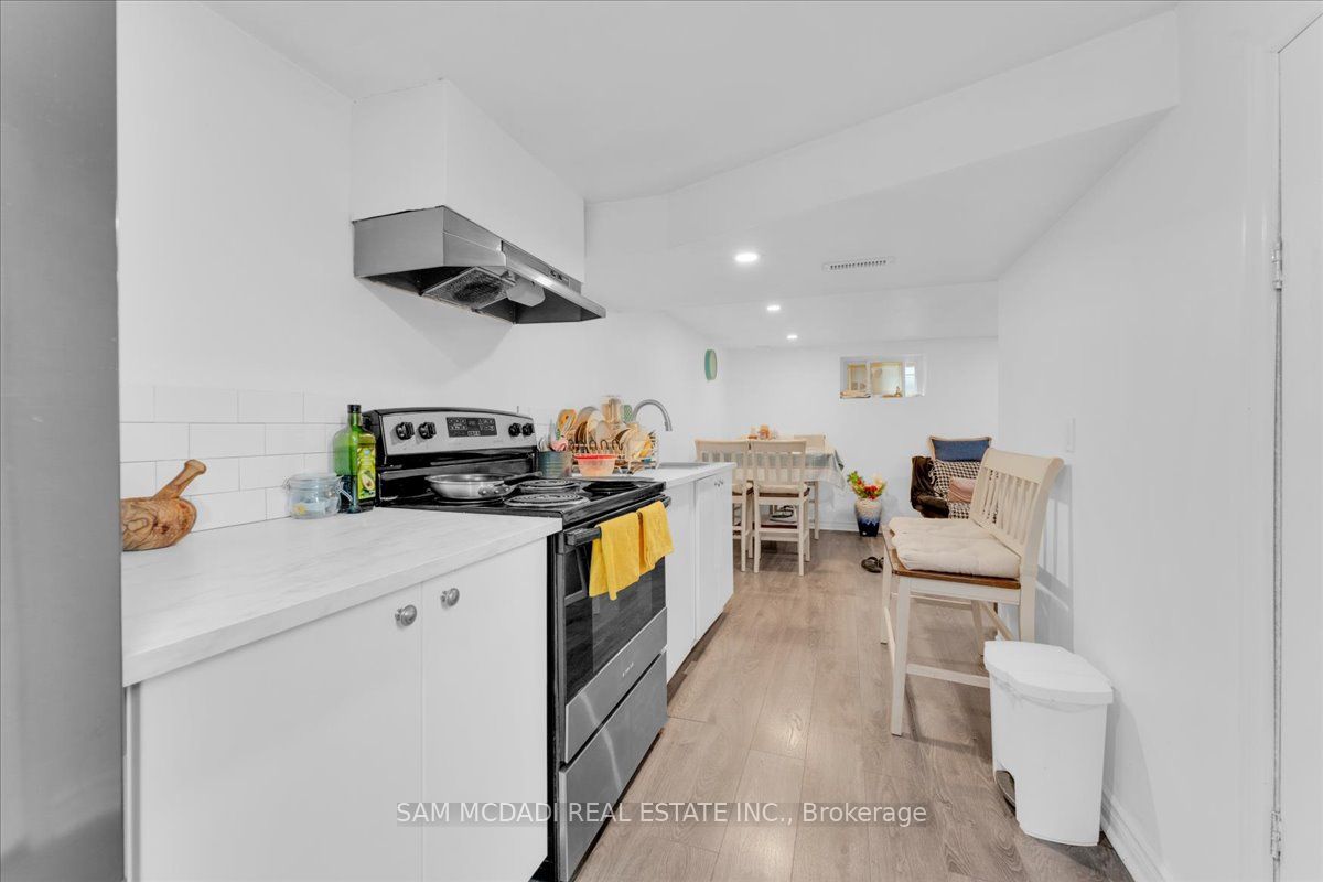 4088 Broughton Ave Property Photo 25