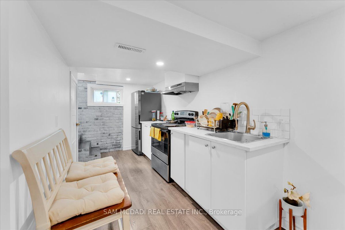 4088 Broughton Ave Property Photo 26