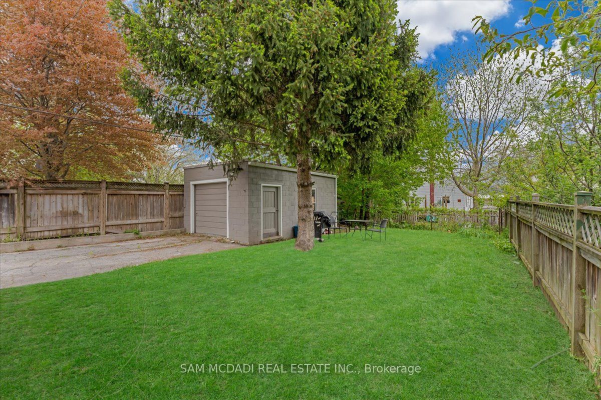 4088 Broughton Ave Property Photo 38