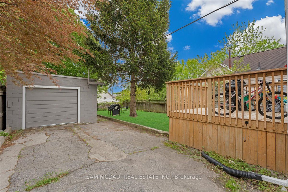 4088 Broughton Ave Property Photo 43