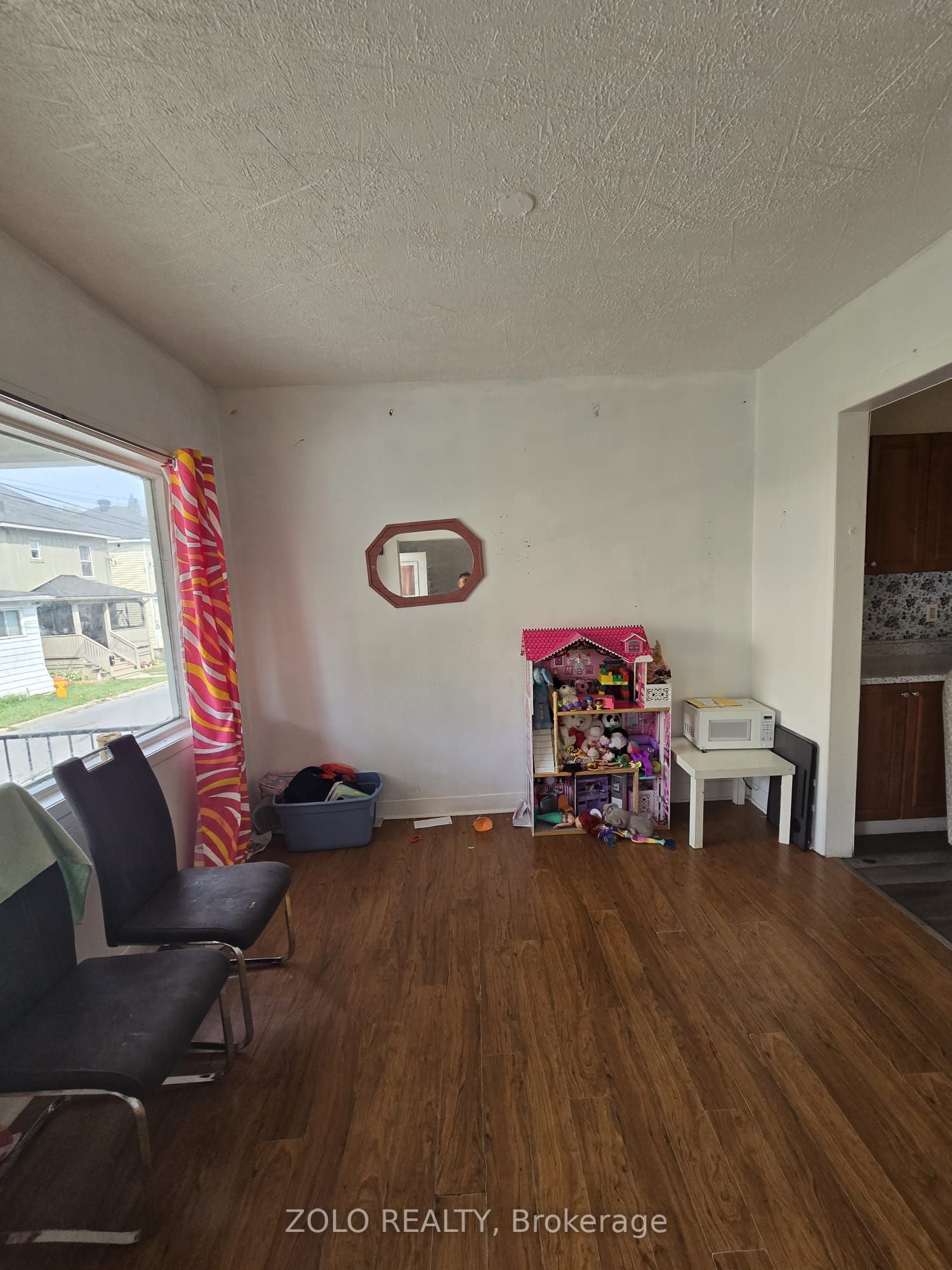 312 Prince Arthur Street Property Photo 5
