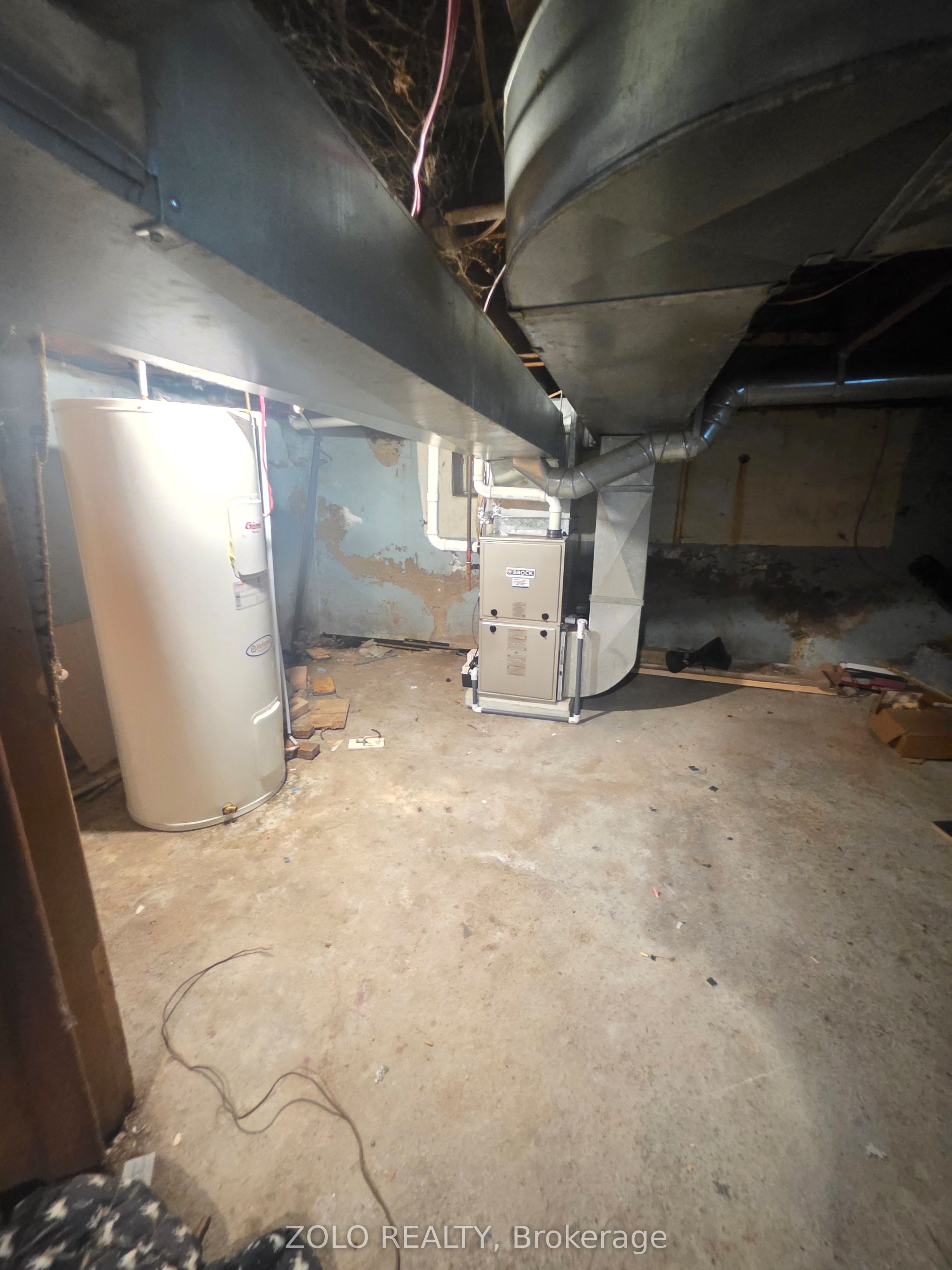 312 Prince Arthur Street Property Photo 17