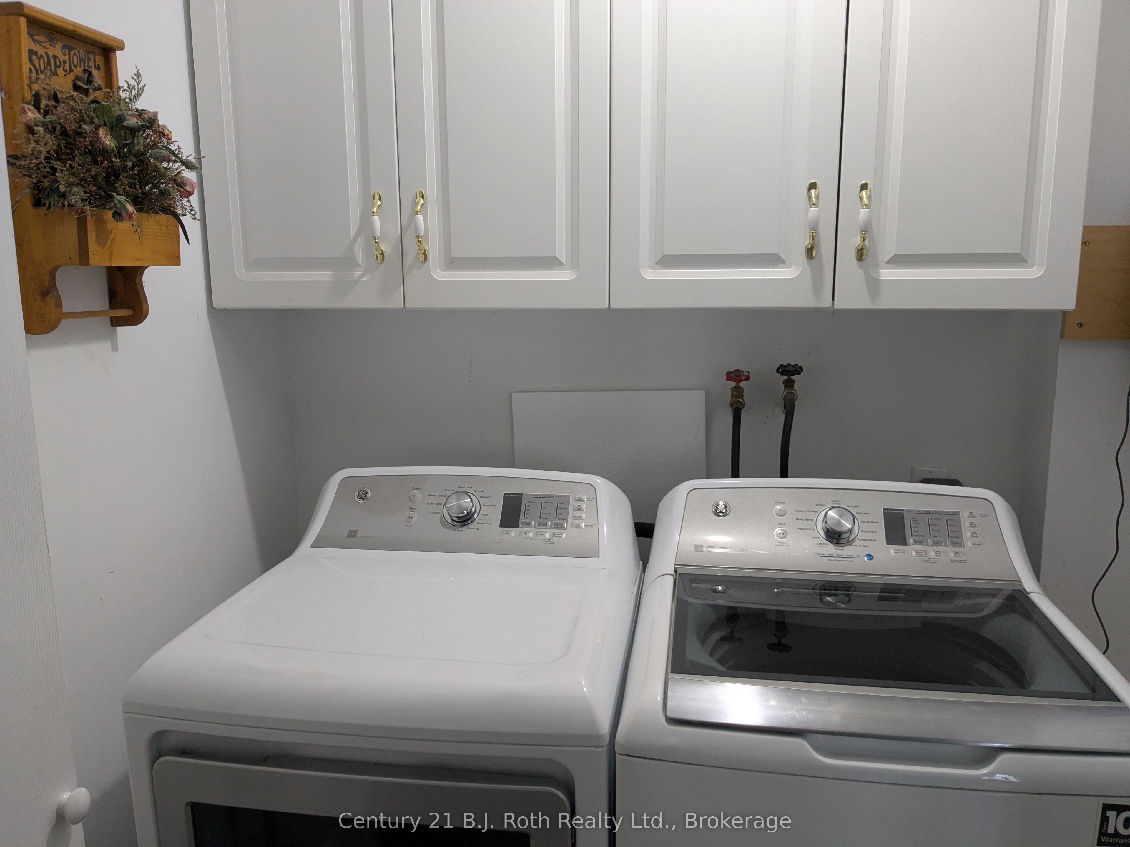 77 Holden Road Property Photo 27