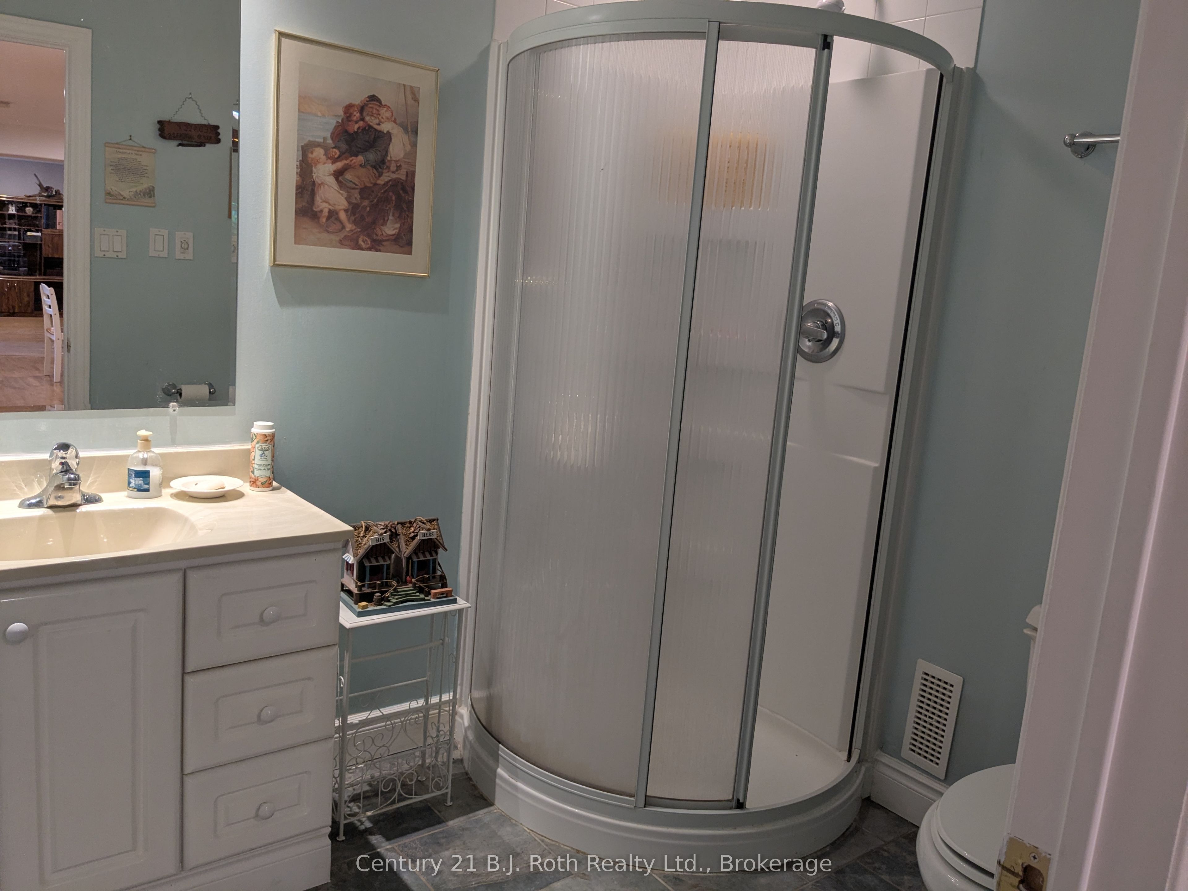 77 Holden Road Property Photo 32