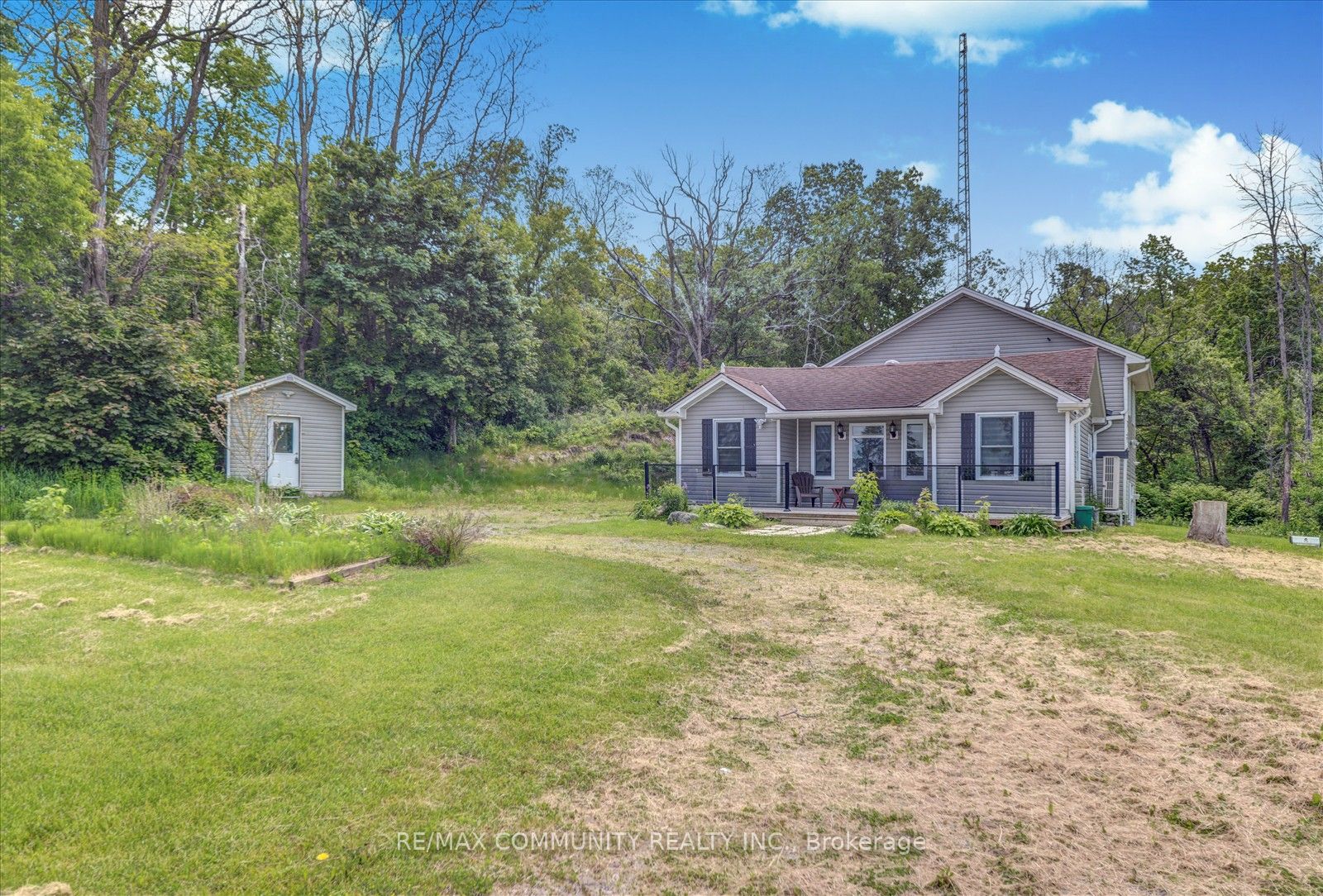 5661 Rice Lake Scenic Drive Property Photo 4