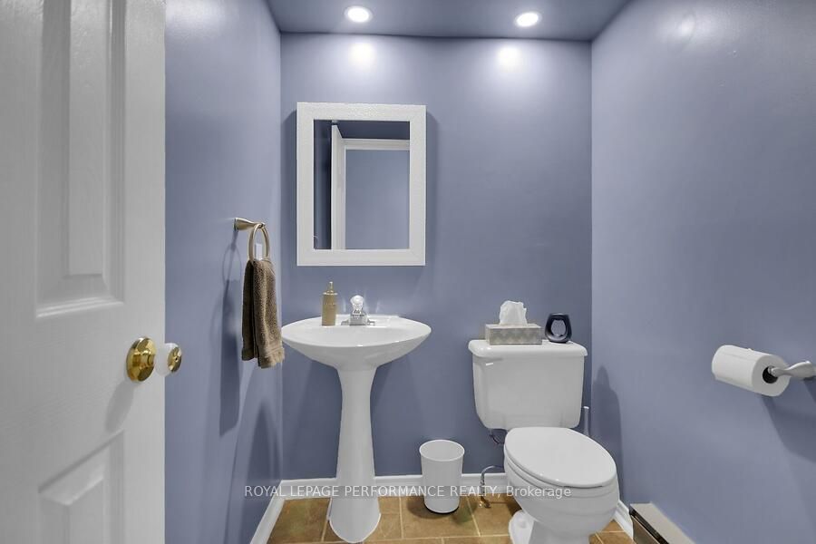402 Briston Private Property Photo 14