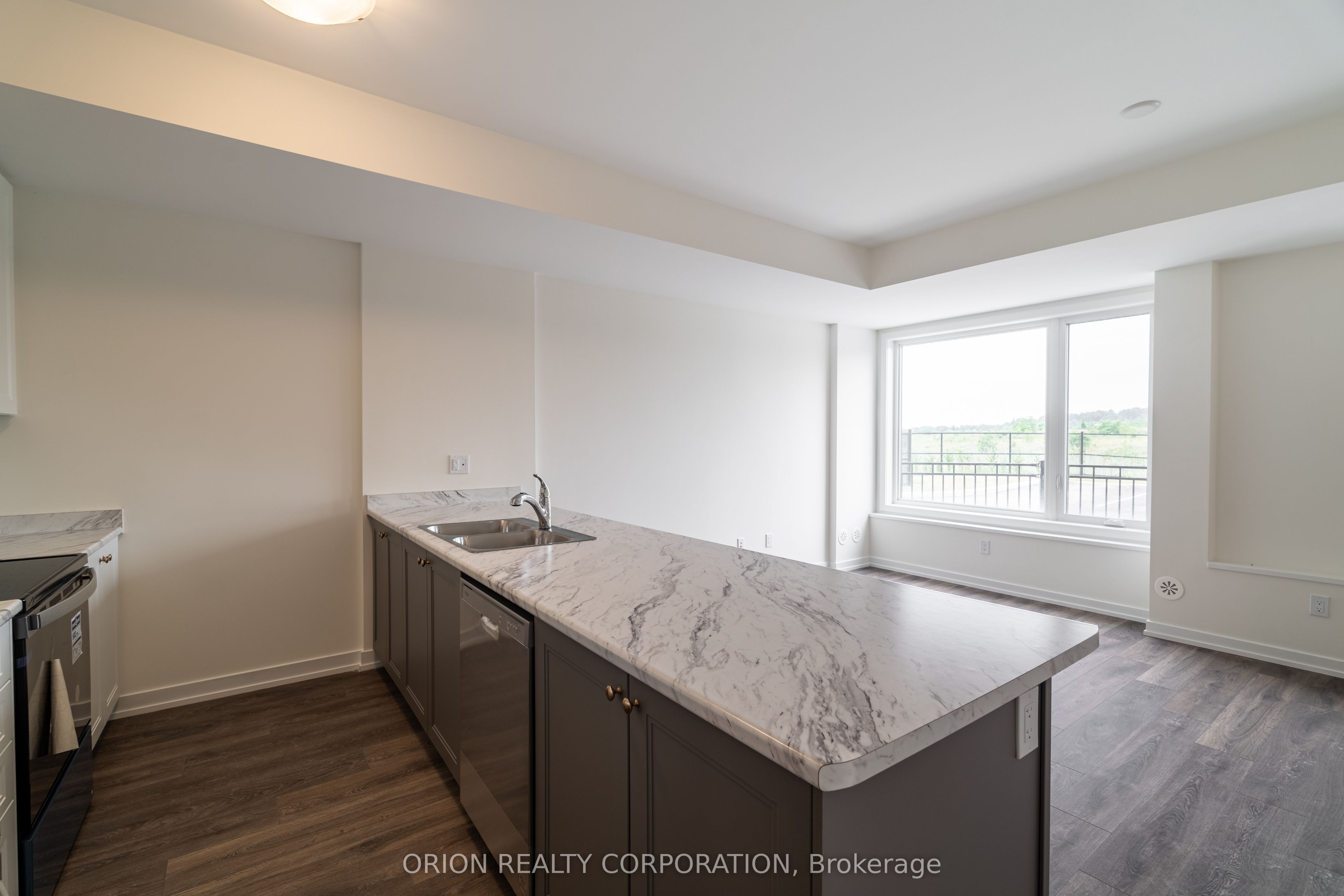 160 Densmore Rd Property Photo 15