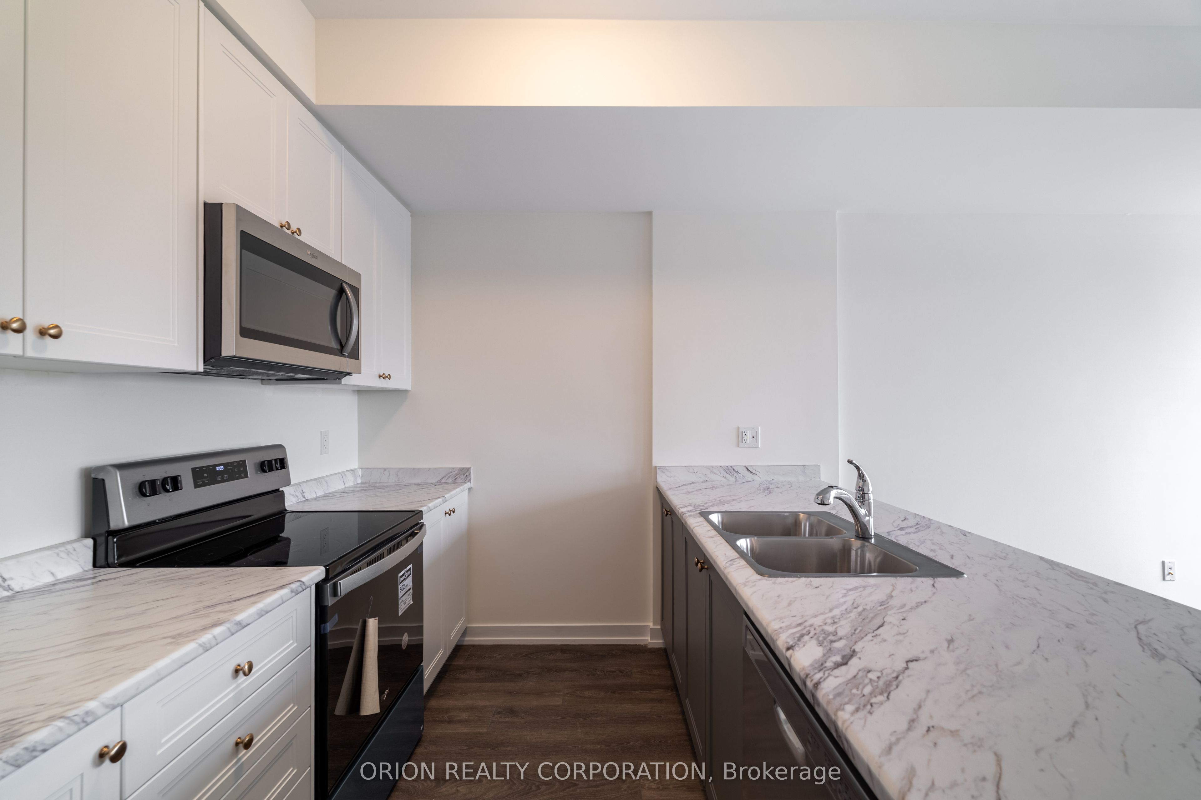 160 Densmore Rd Property Photo 16