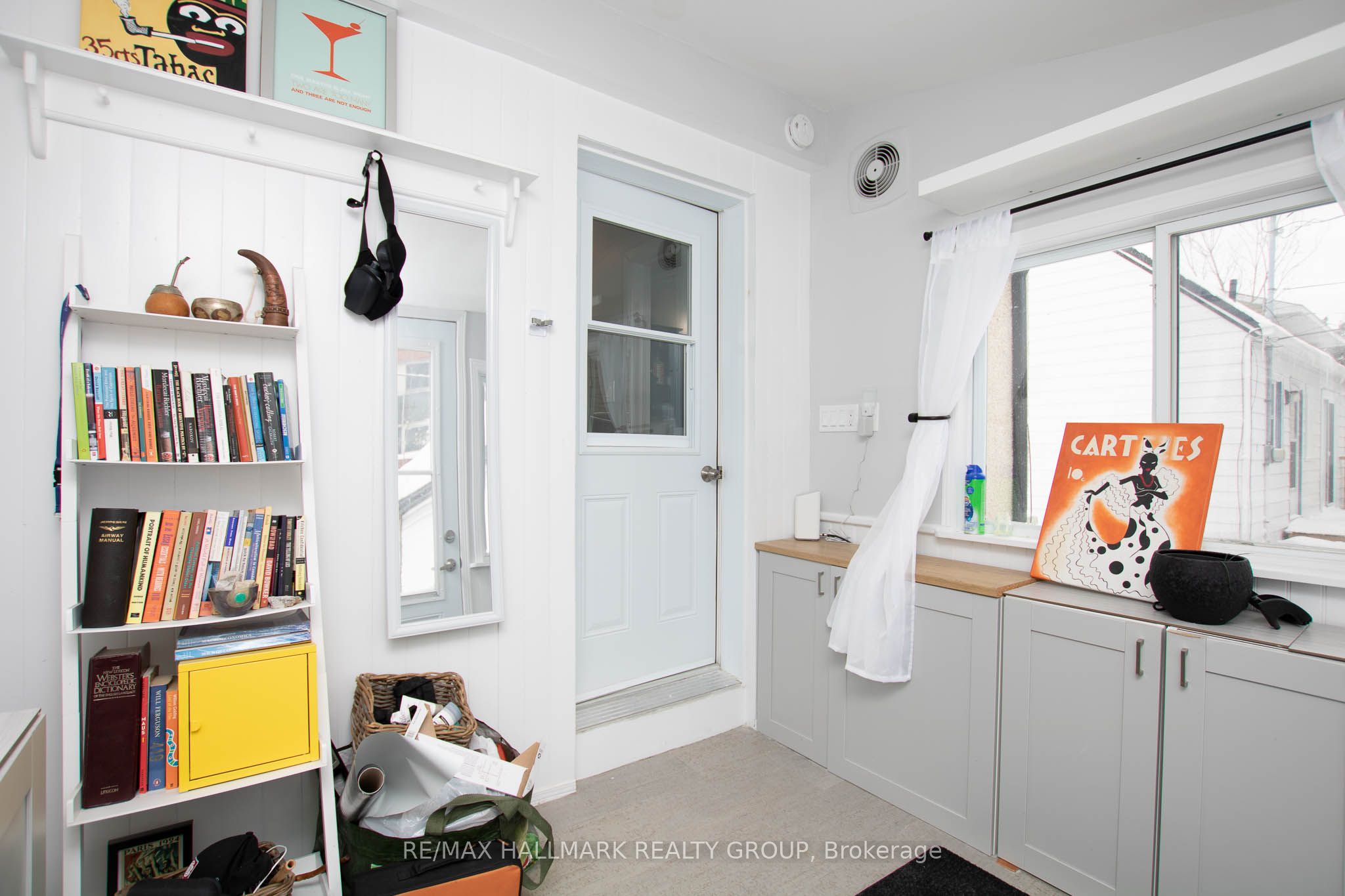929 Merivale Road Property Photo 17