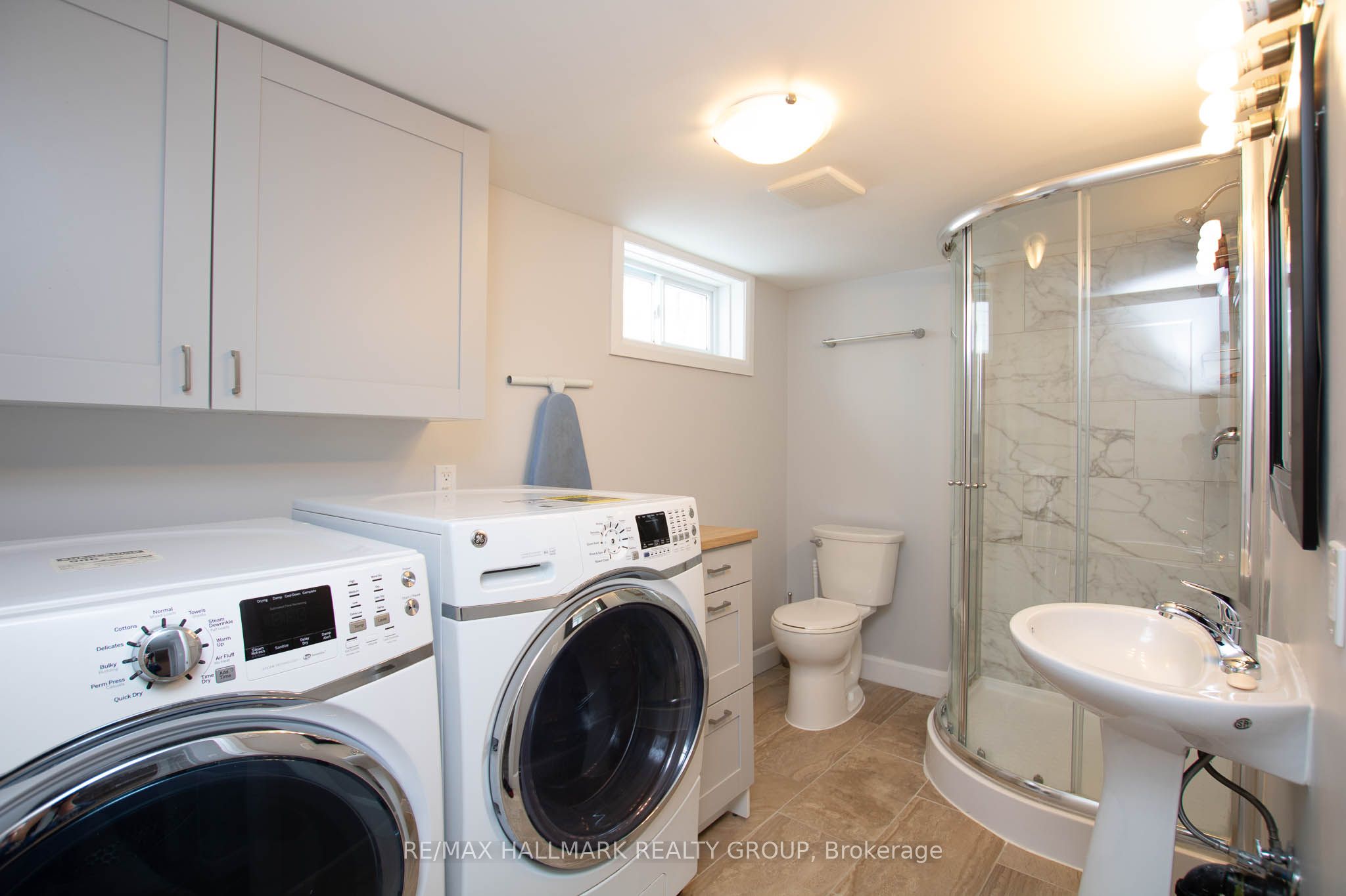 929 Merivale Road Property Photo 25