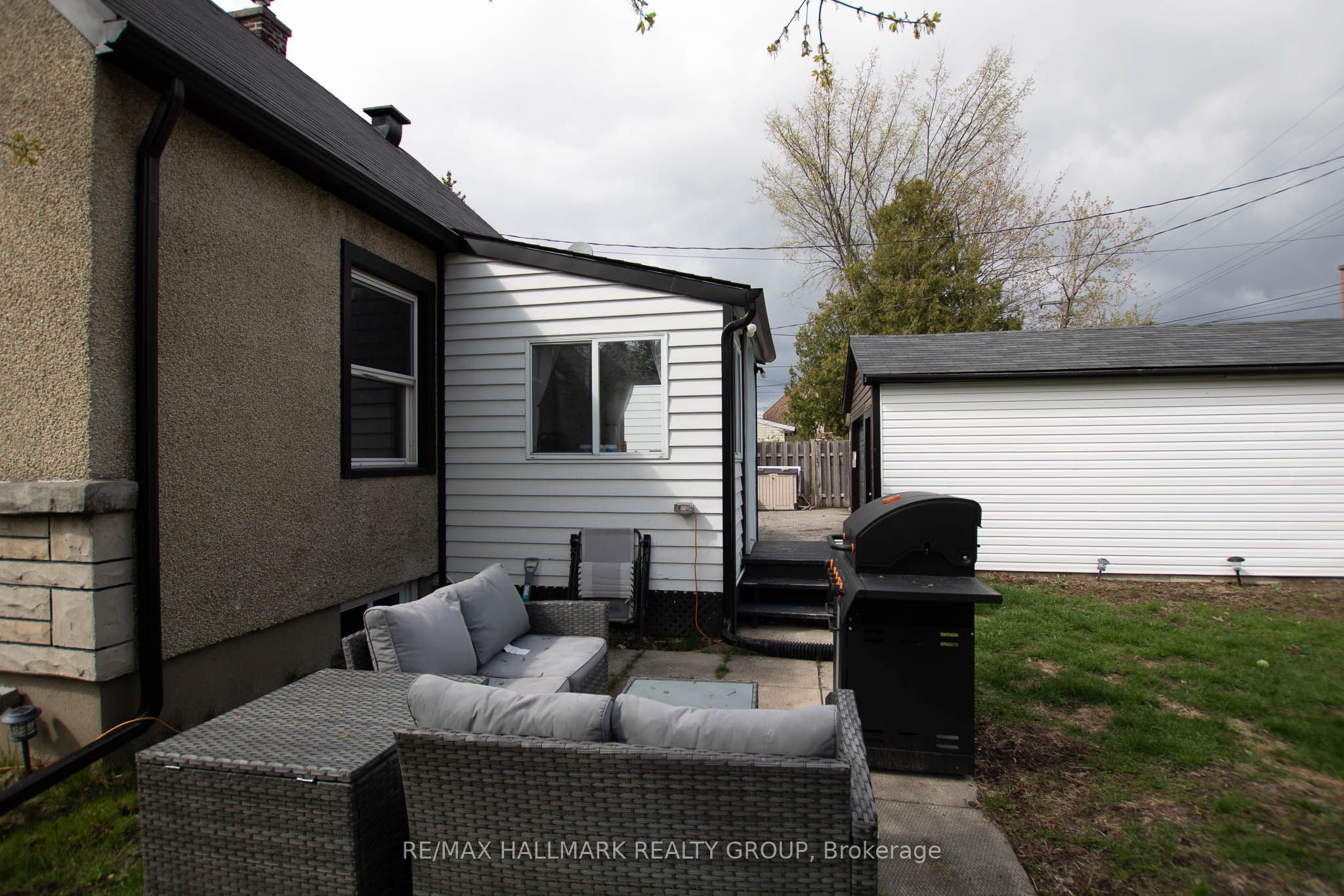 929 Merivale Road Property Photo 33