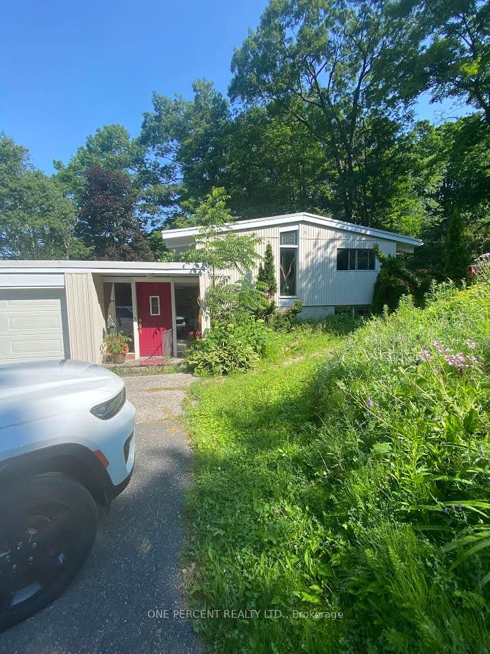 340 Greavette St Property Photo 1
