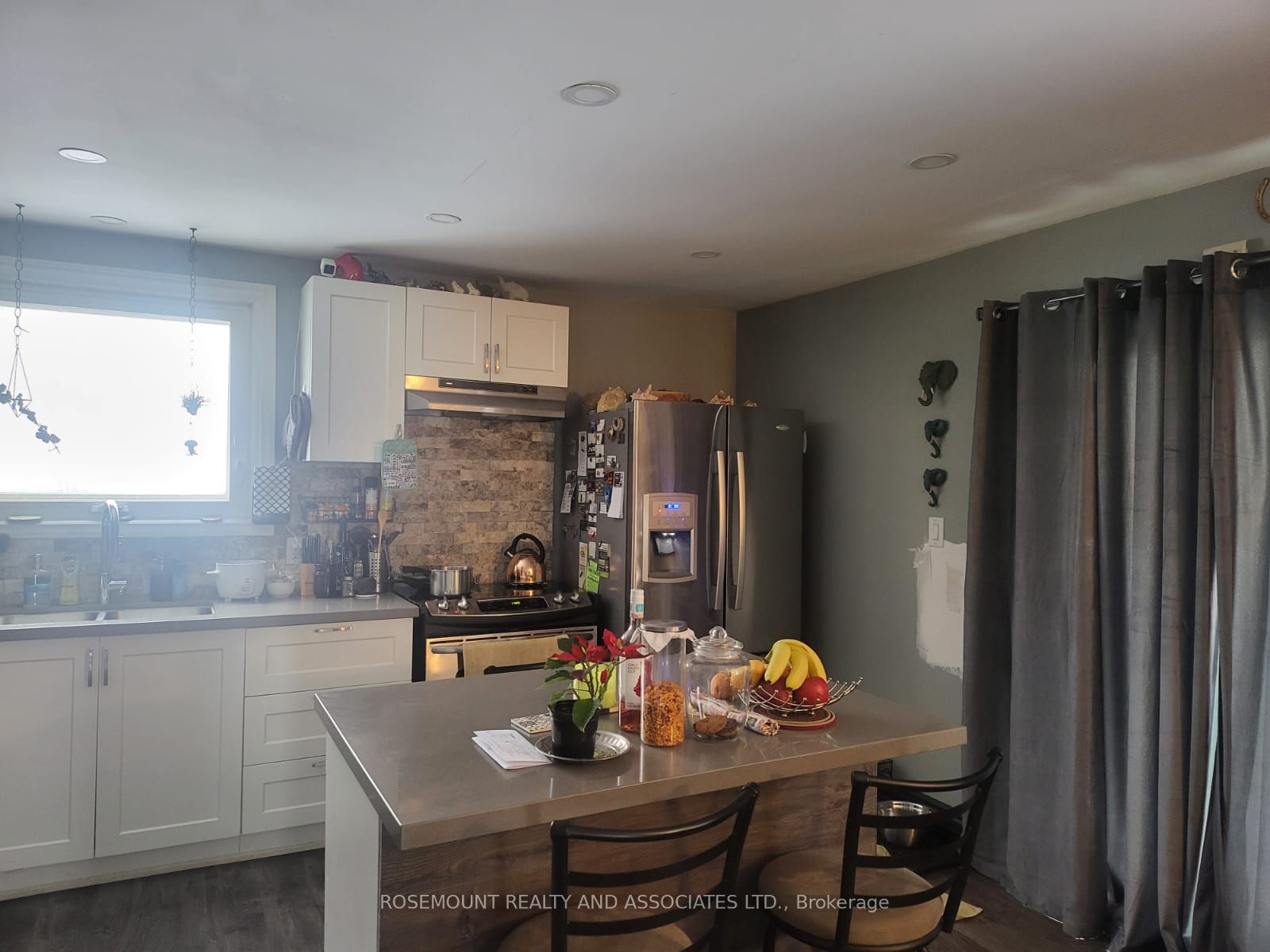 765 Tate Avenue Property Photo 3
