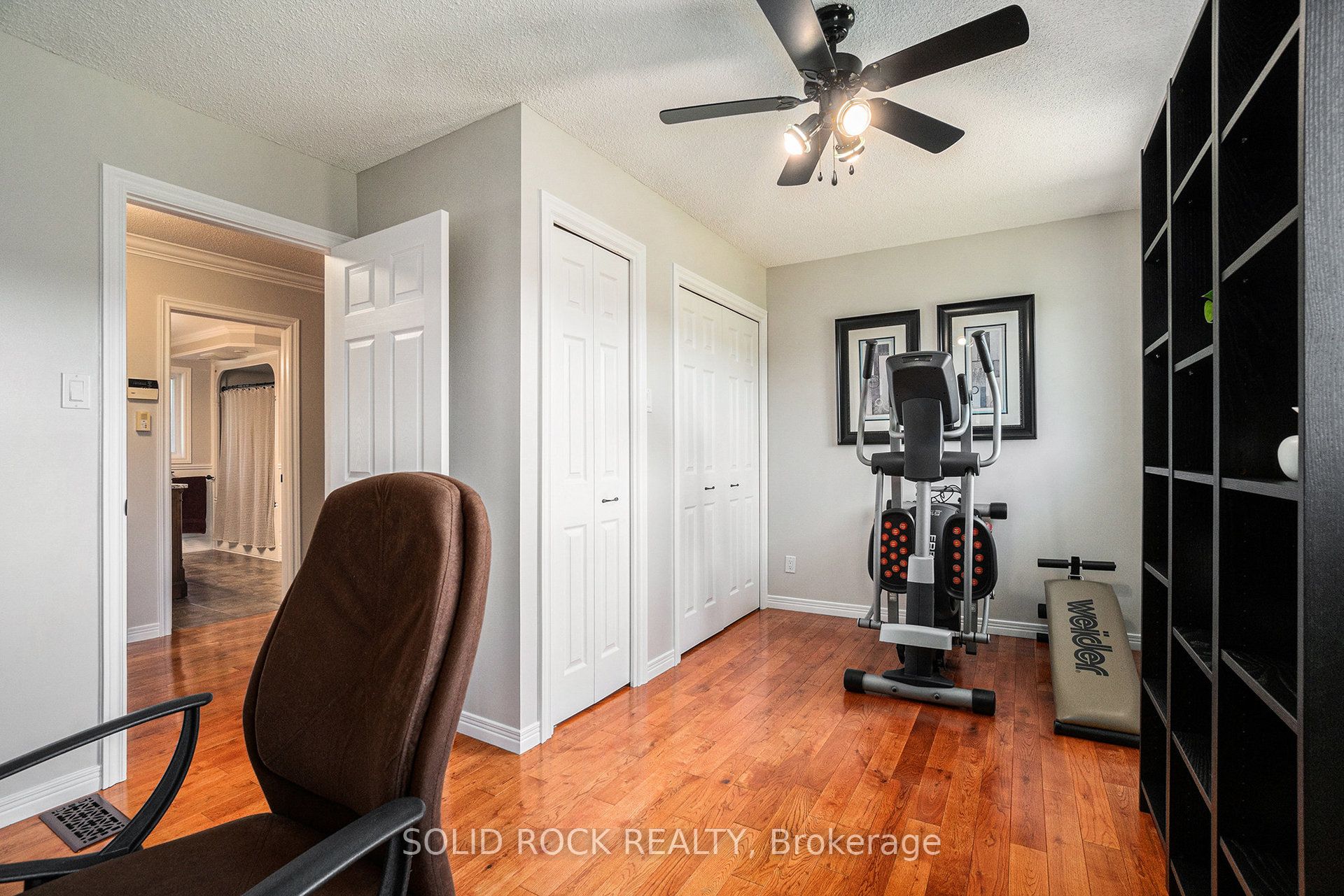2278 Russland Road Property Photo 26