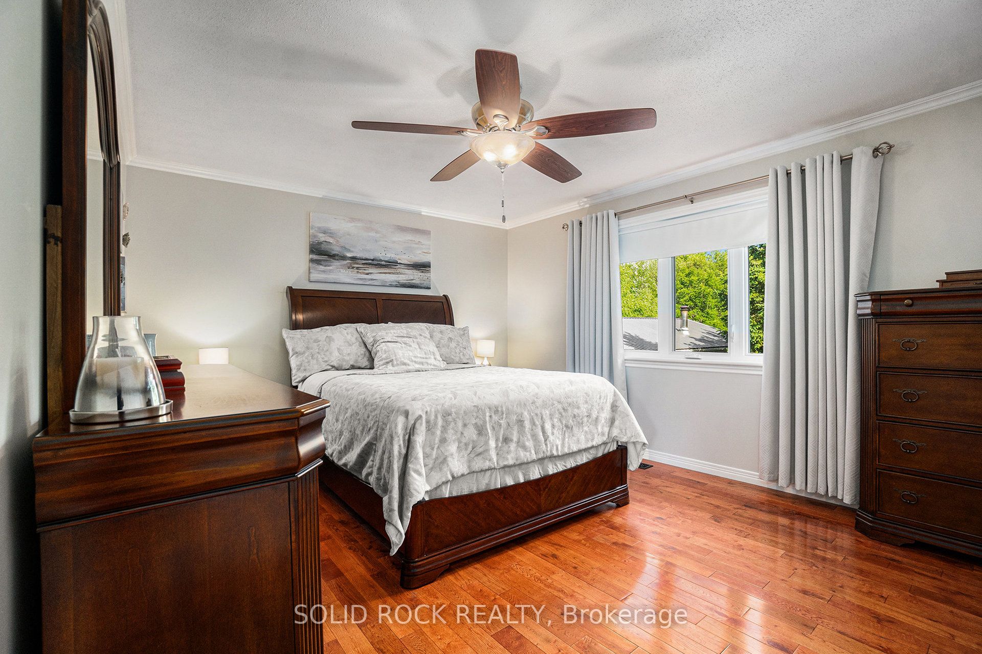 2278 Russland Road Property Photo 27