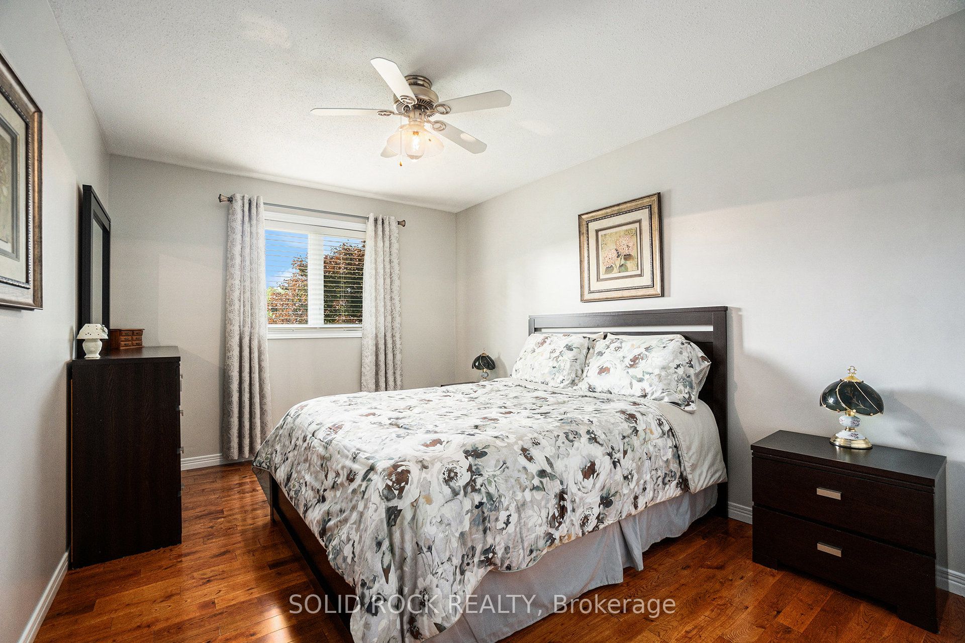 2278 Russland Road Property Photo 28