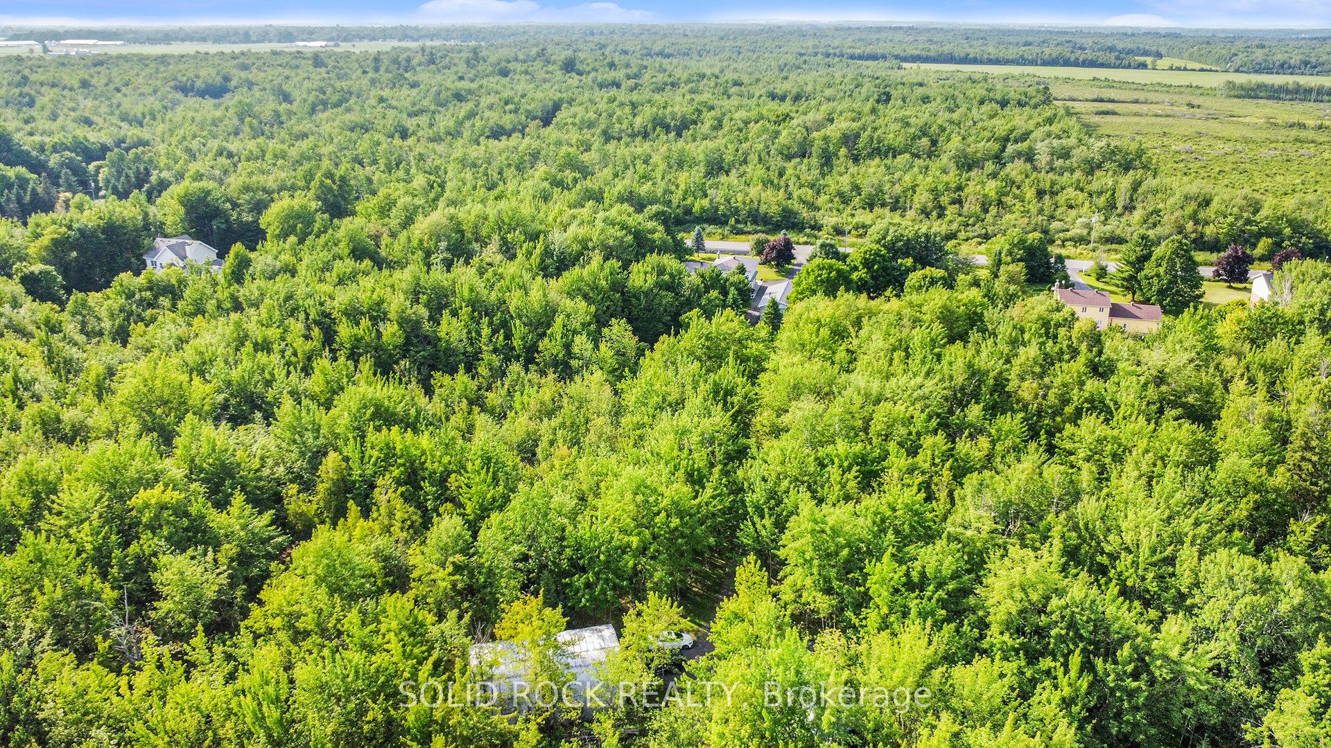2278 Russland Road Property Photo 42