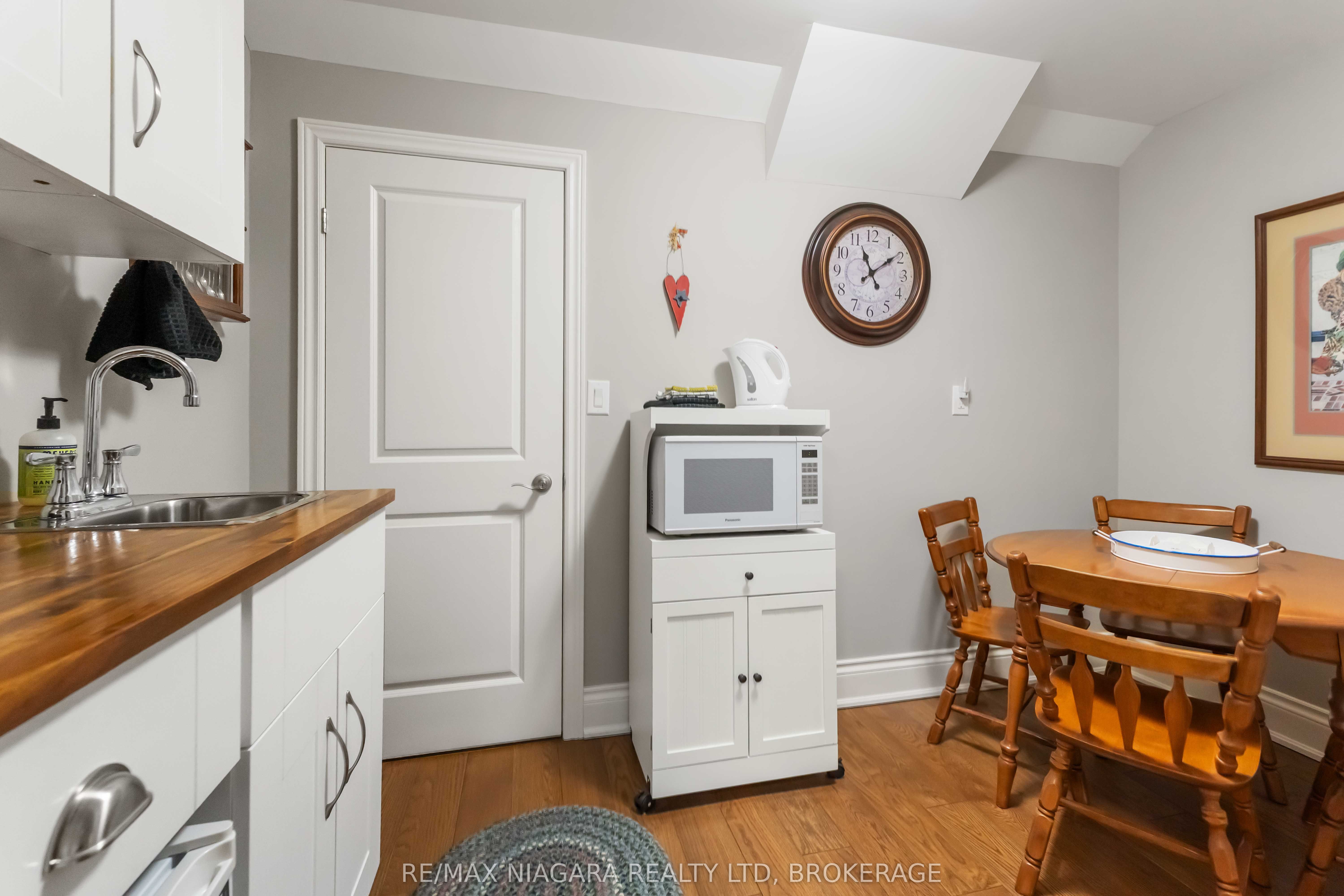 4152 Bridgewater Street Property Photo 23