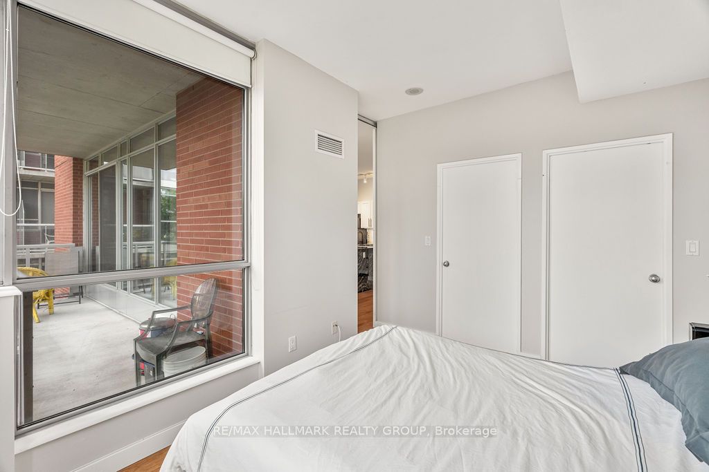 383 Cumberland St Property Photo 18
