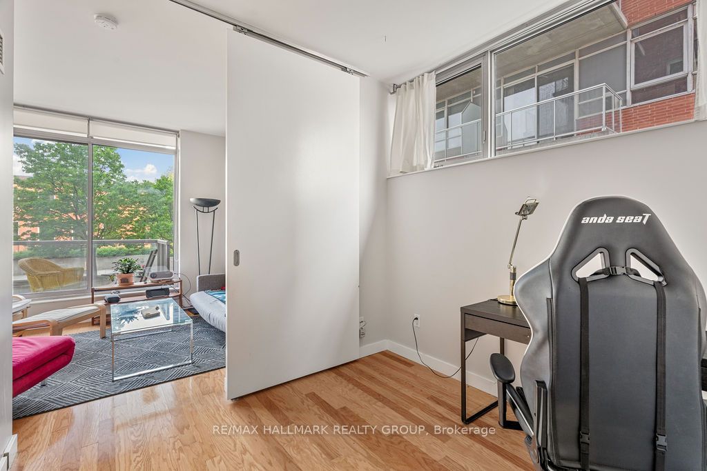 383 Cumberland St Property Photo 24
