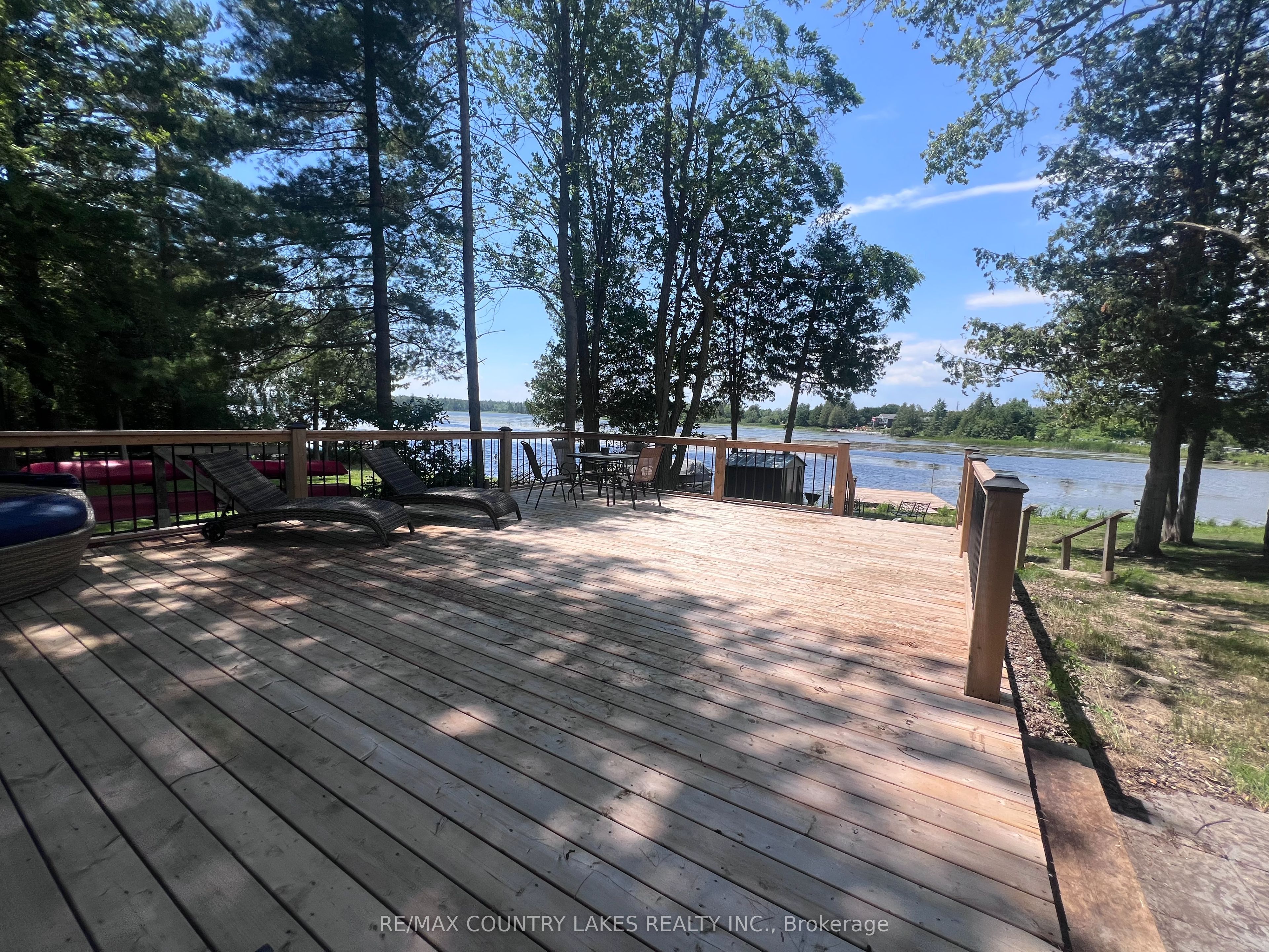 10 Rockside Lane Property Photo 17