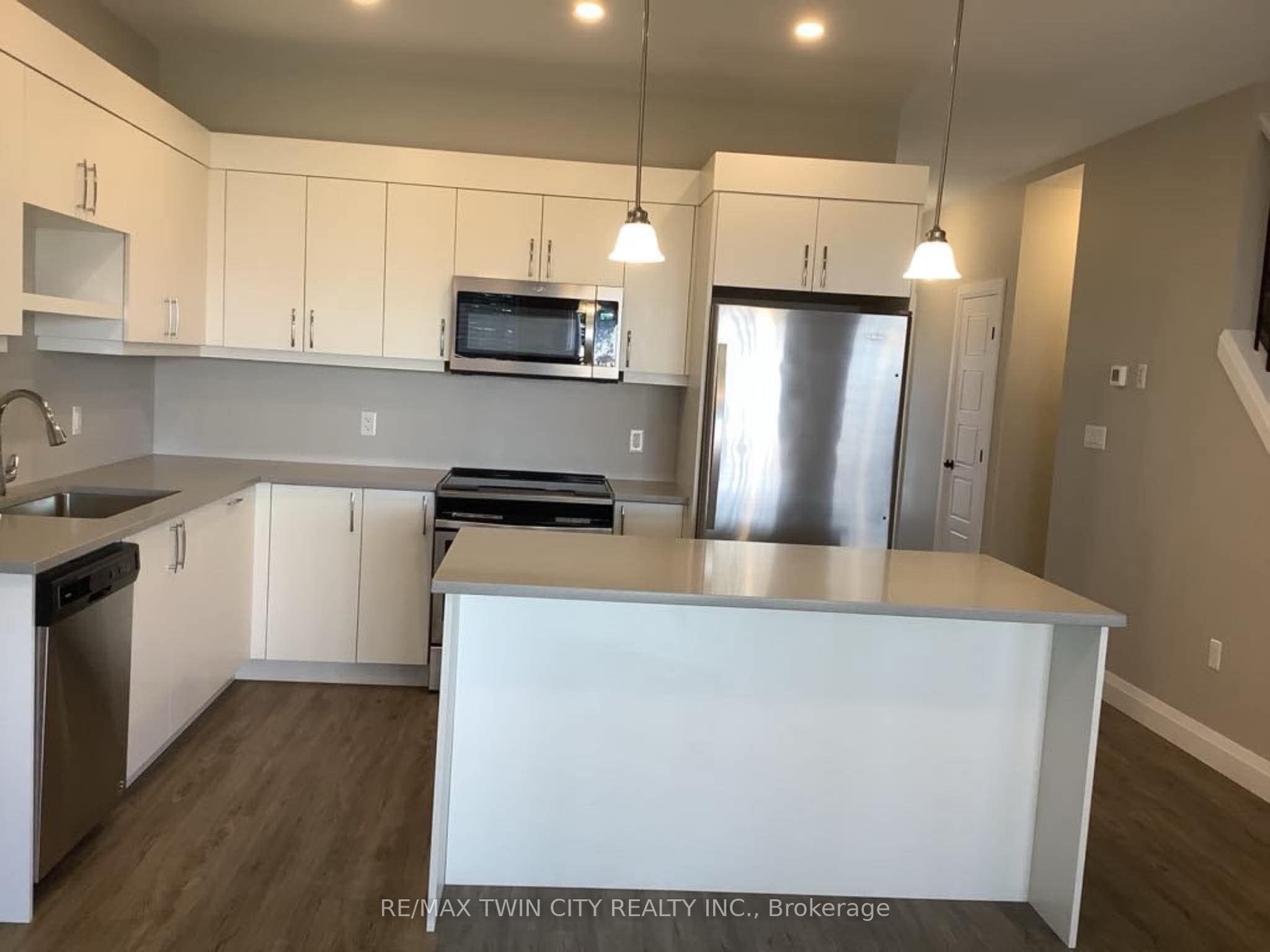 #605 - 360 Quarter Town Line Property Photo 7