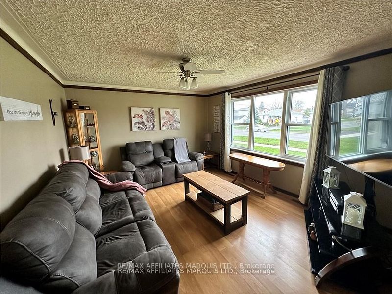 346 Thirteenth Street Property Photo 7