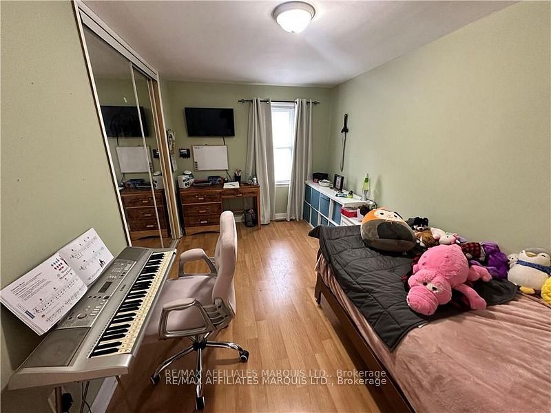 346 Thirteenth Street Property Photo 9