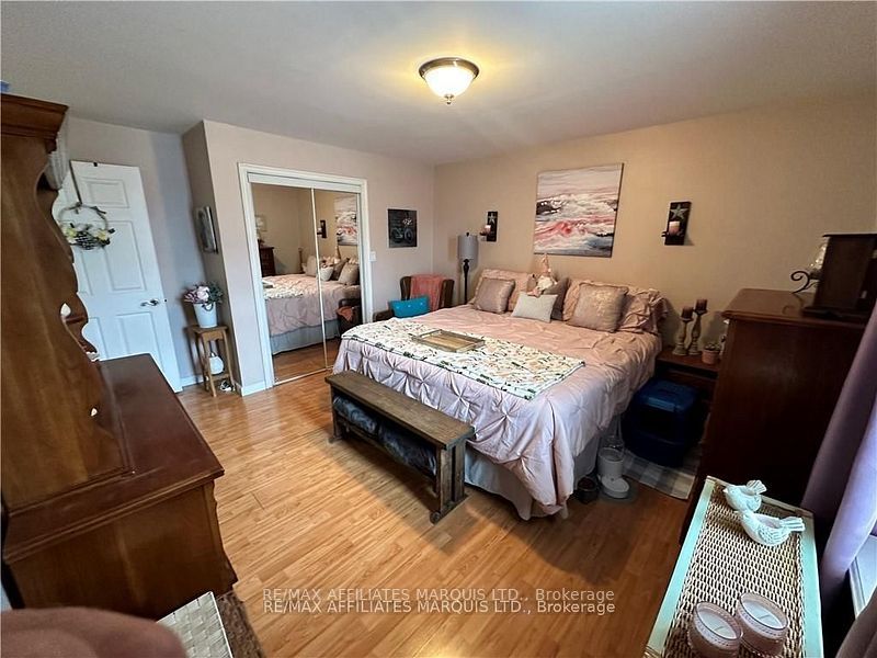 346 Thirteenth Street Property Photo 11